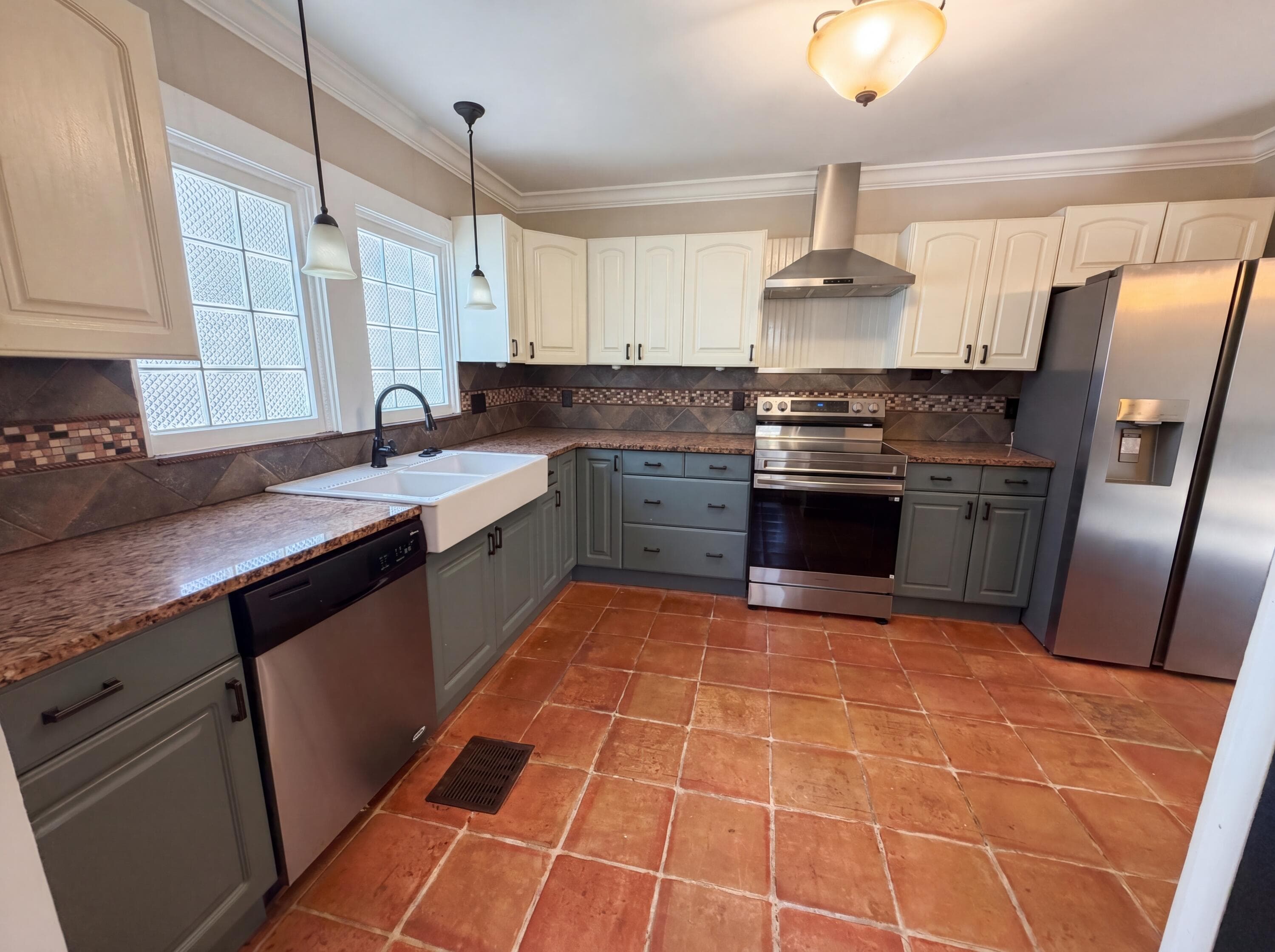 207 S Ocean Breeze, Lake Worth Beach, FL 33460 — photo 2 of 31
