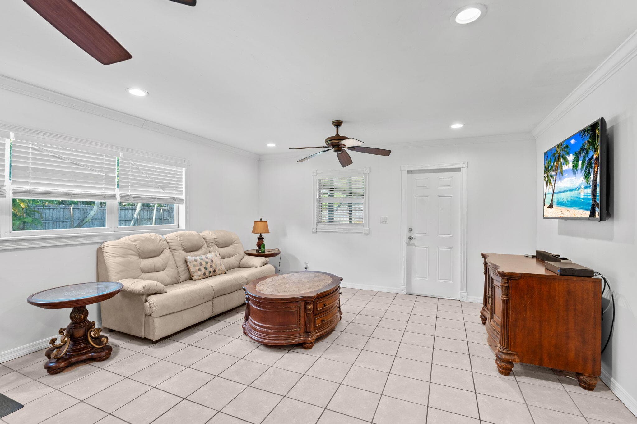 6537 Monmouth Road, West Palm Beach, FL 33413 — photo 16 of 34
