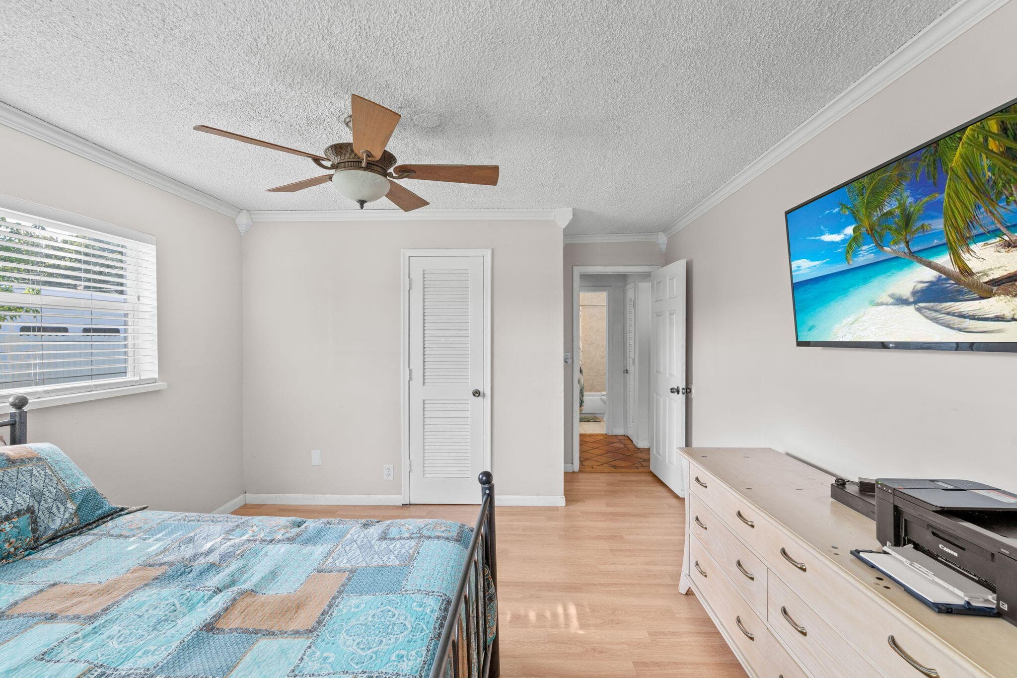 6537 Monmouth Road, West Palm Beach, FL 33413 — photo 21 of 34