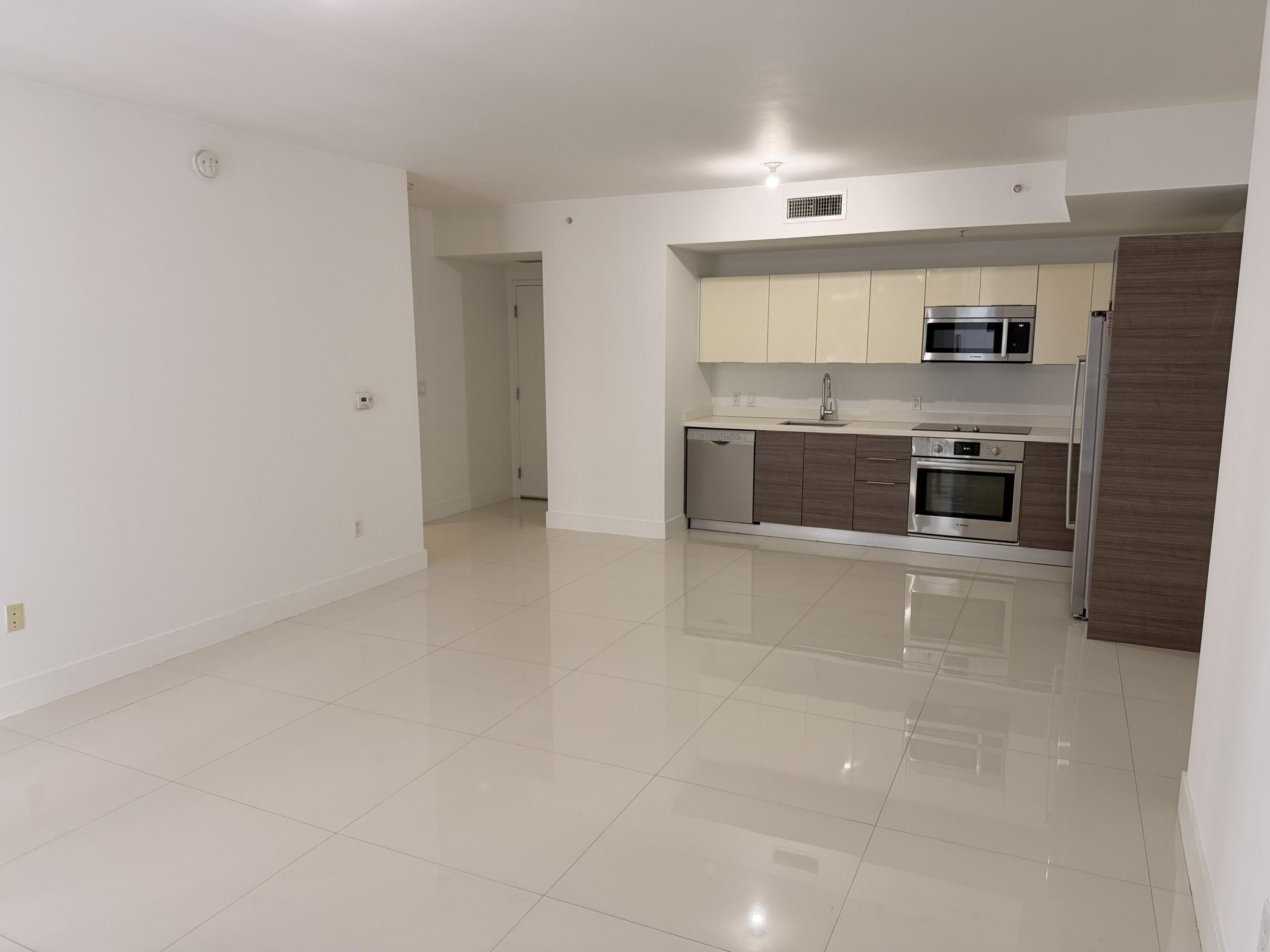1010 SW 2nd Avenue 1107, Miami, FL 33130 — photo 5 of 36