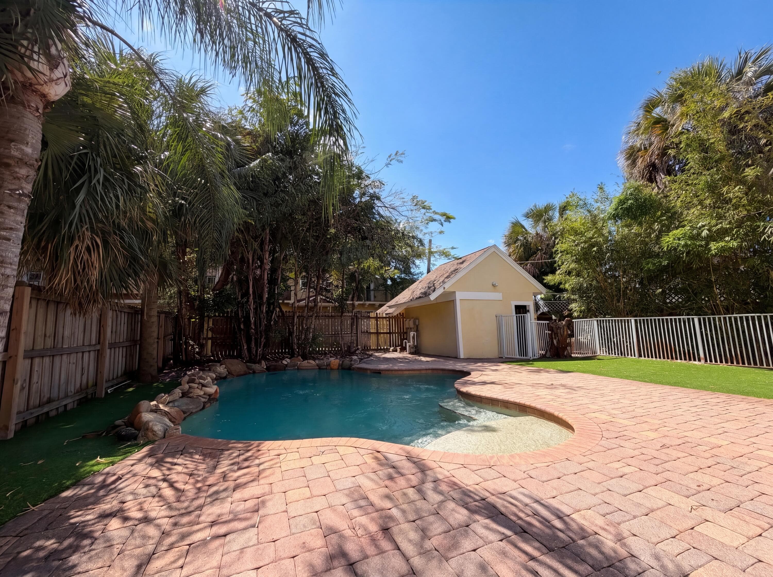 207 S Ocean Breeze, Lake Worth Beach, FL 33460 — photo 29 of 31