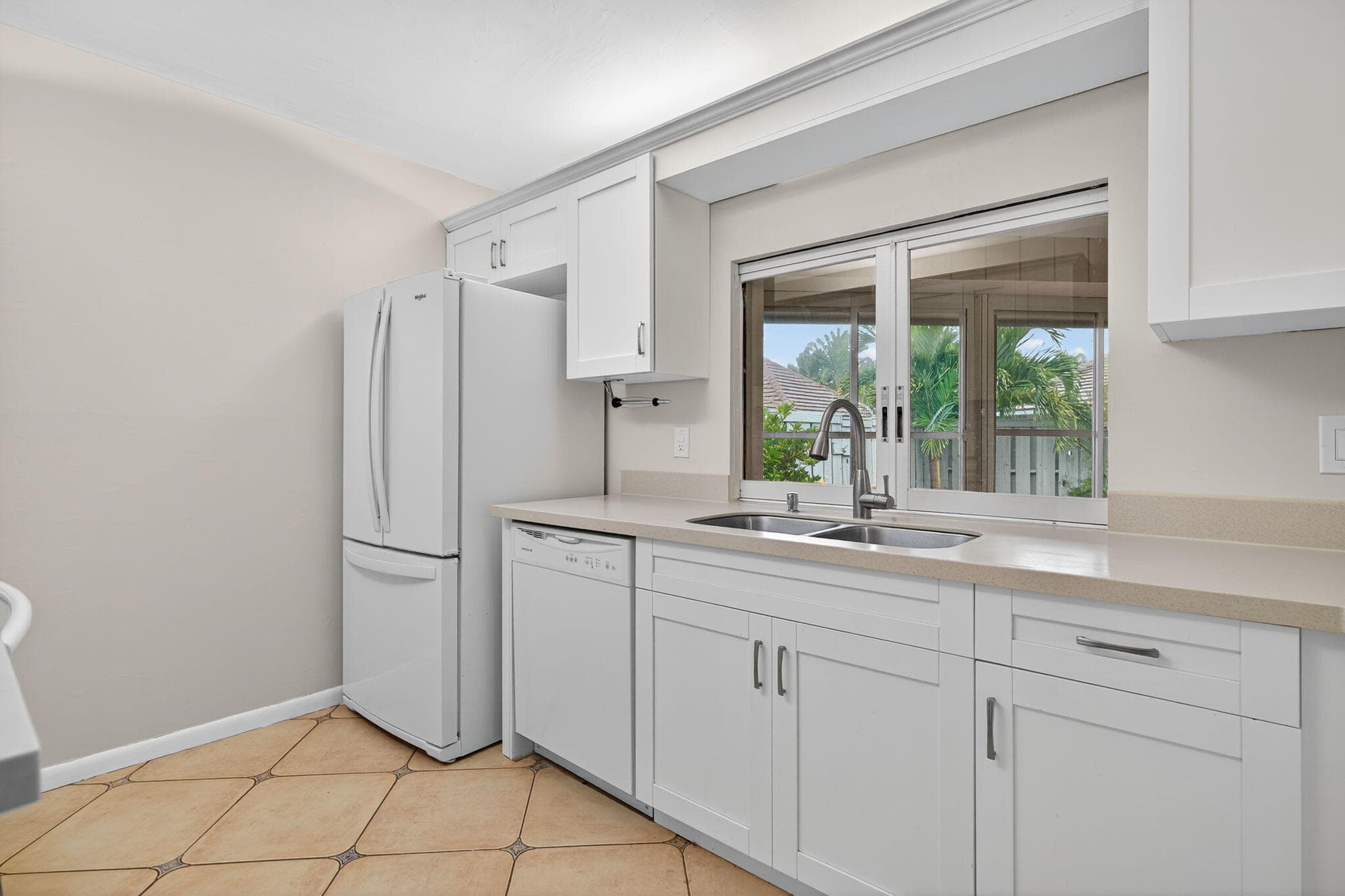 1127 E Seminole Avenue 8a, Jupiter, FL 33477 — photo 9 of 44