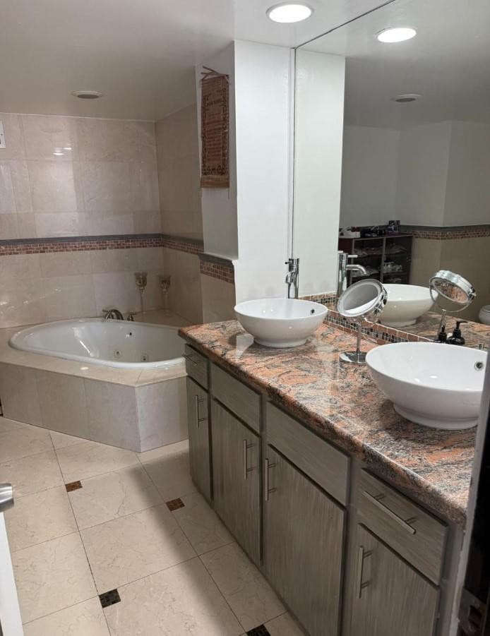 1833 S Ocean Drive 1209, Hallandale Beach, FL 33009 — photo 6 of 8