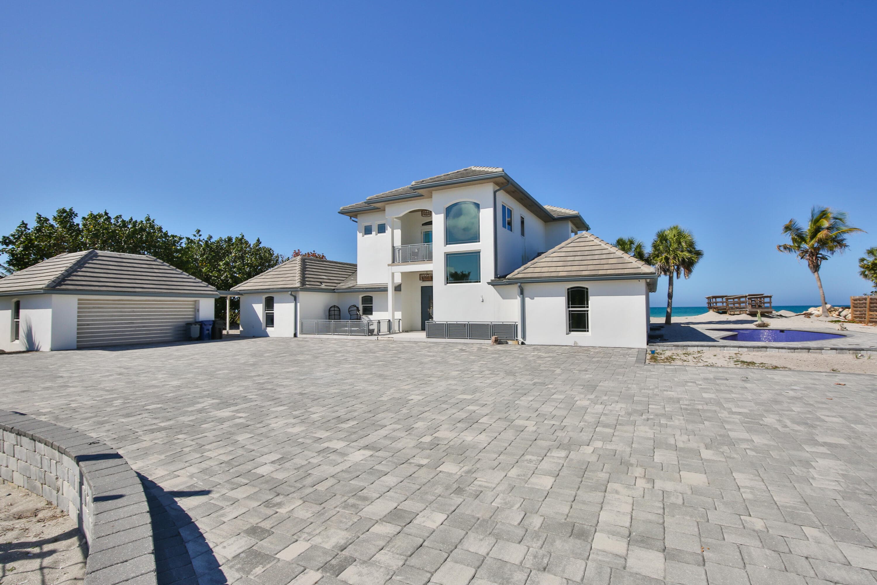 7816 Sanderling Road, Sarasota, FL 34242 — photo 2 of 34