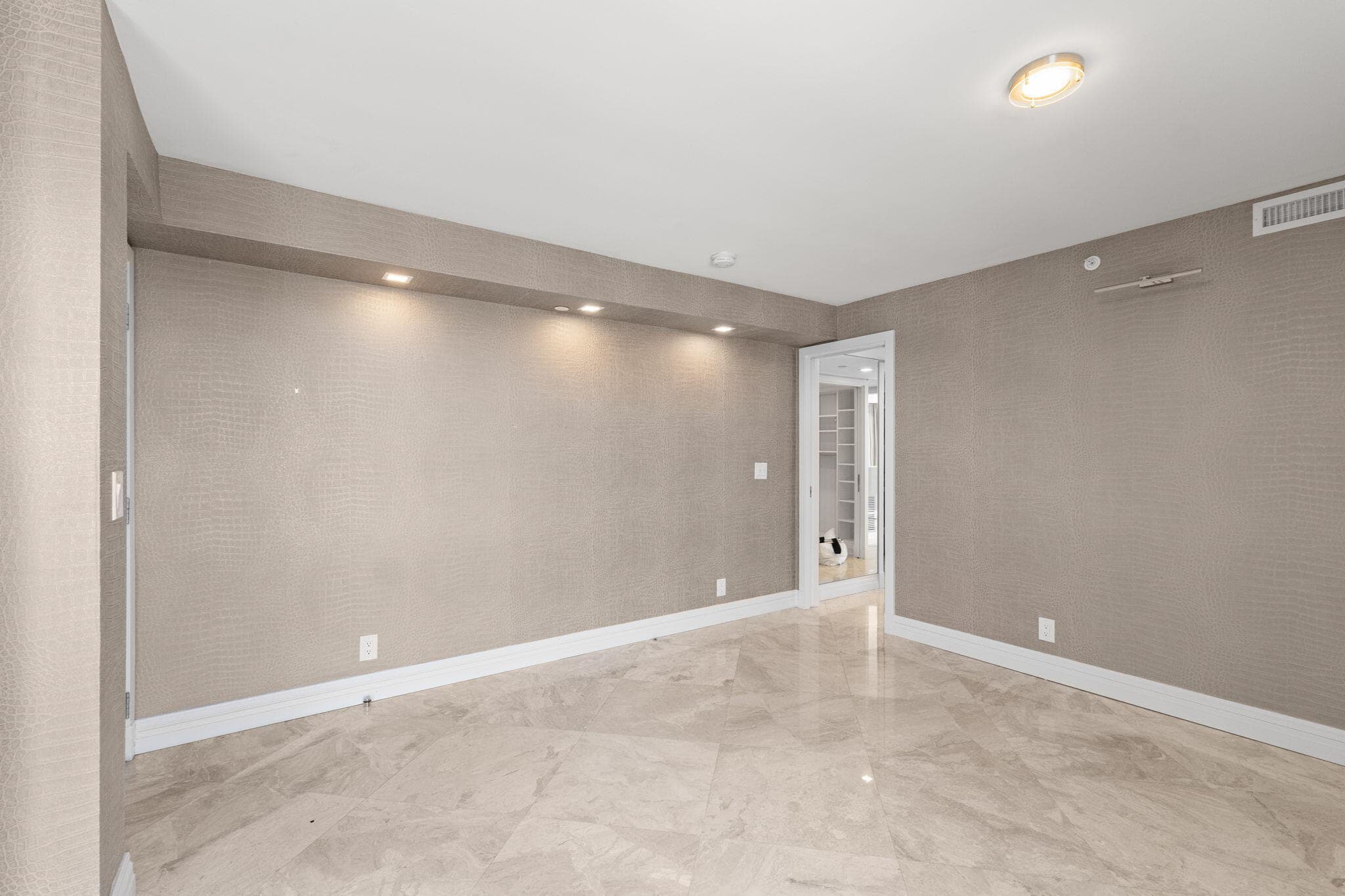 3901 S Flagler Drive 1002, West Palm Beach, FL 33405 — photo 26 of 40