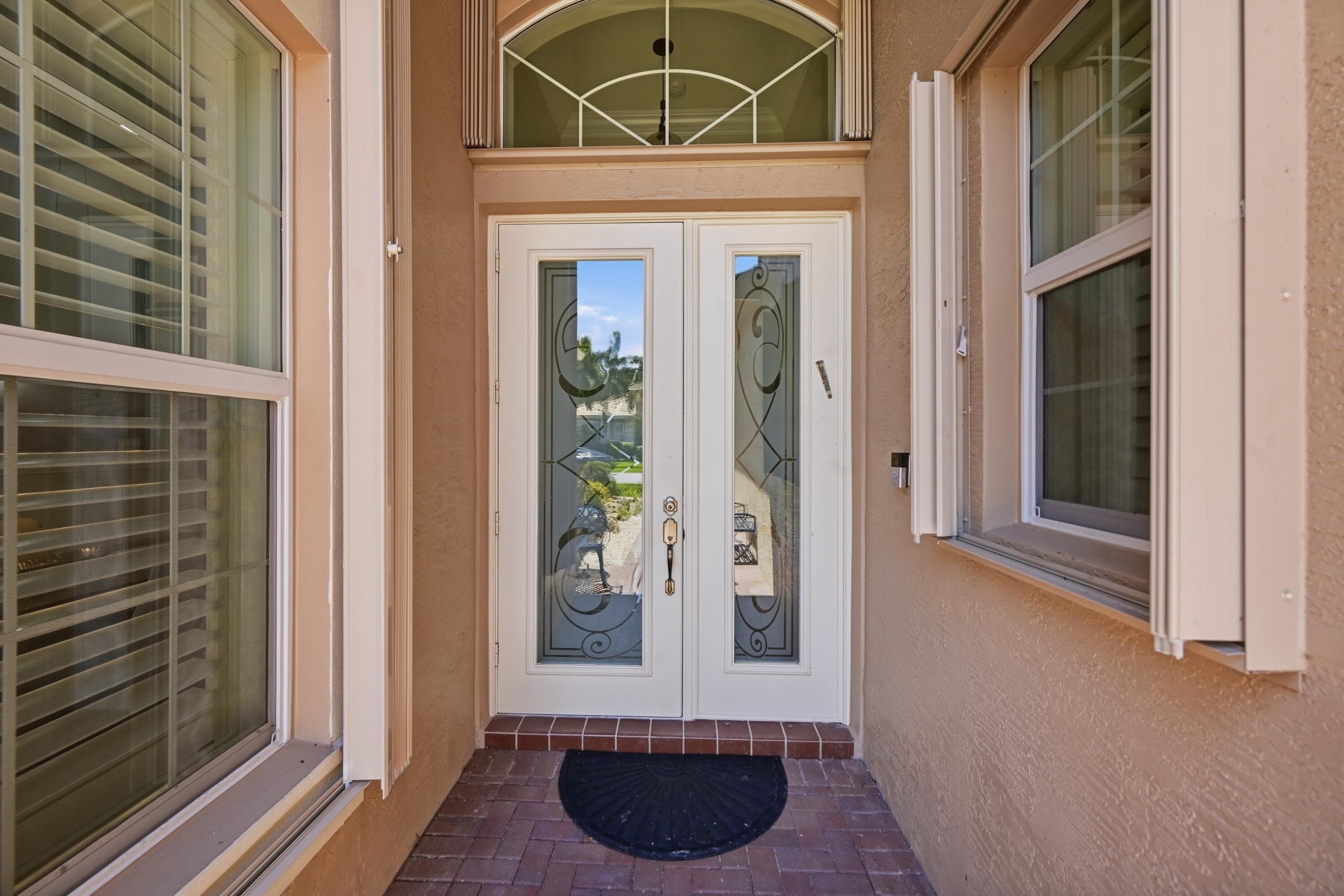 10469 Whitewind Circle, Boynton Beach, FL 33473 — photo 3 of 41