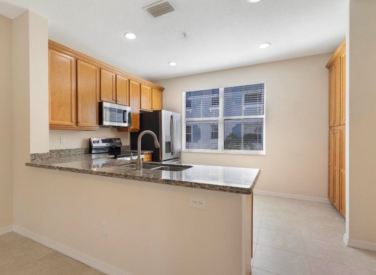 1247 Vía De Fossi, Boynton Beach, FL 33426 — photo 21 of 53