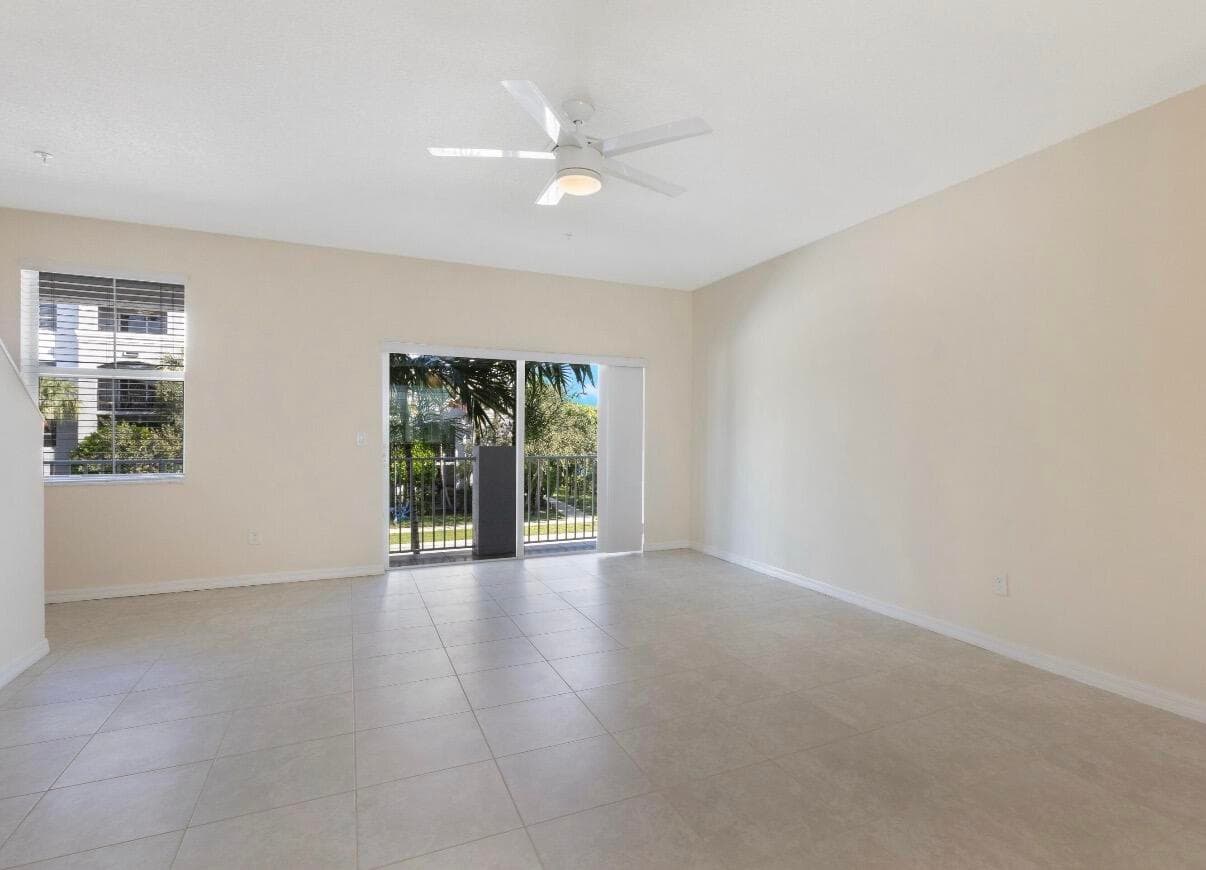 1247 Vía De Fossi, Boynton Beach, FL 33426 — photo 13 of 53