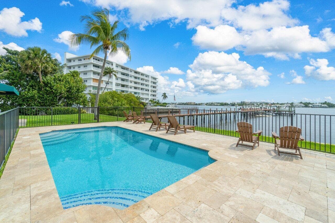 324 N Lake Drive, Lantana, FL 33462 — photo 31 of 45