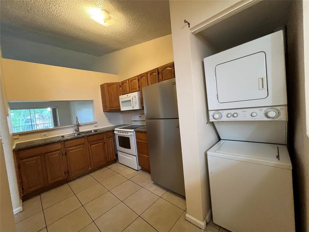 2431 NW 56th Avenue 5-201, Lauderhill, FL 33313 — photo 3 of 16