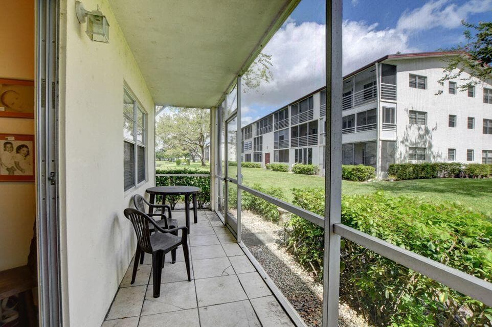 137 Fanshaw D, Boca Raton, FL 33434 — photo 2 of 7
