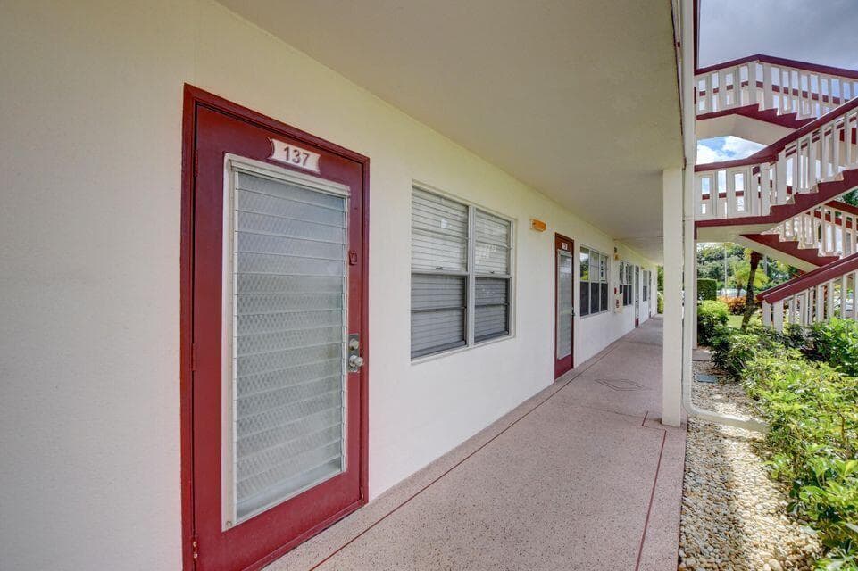 137 Fanshaw D, Boca Raton, FL 33434 — photo 6 of 7