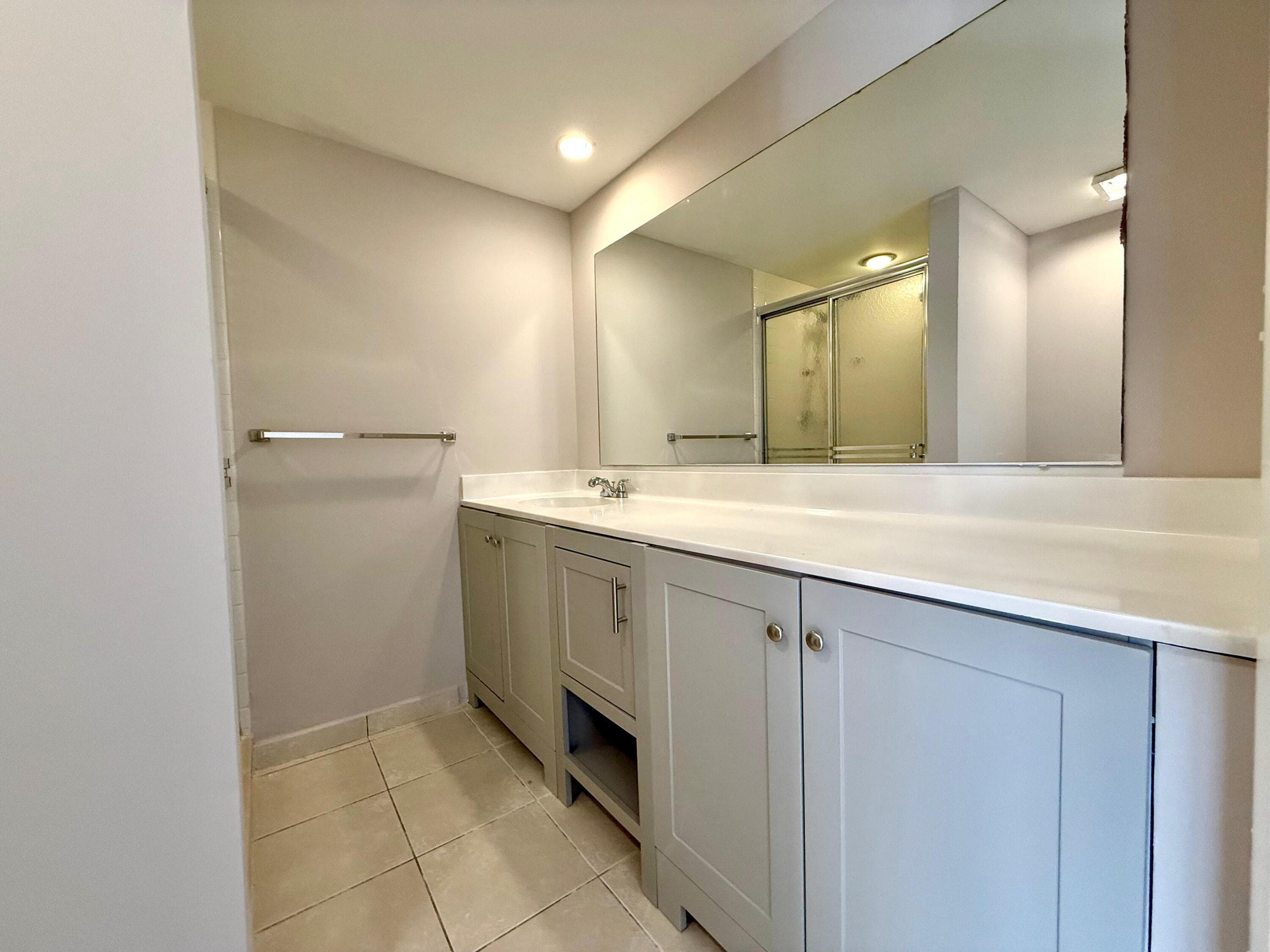 3217 32nd Way, West Palm Beach, FL 33407 — photo 11 of 17