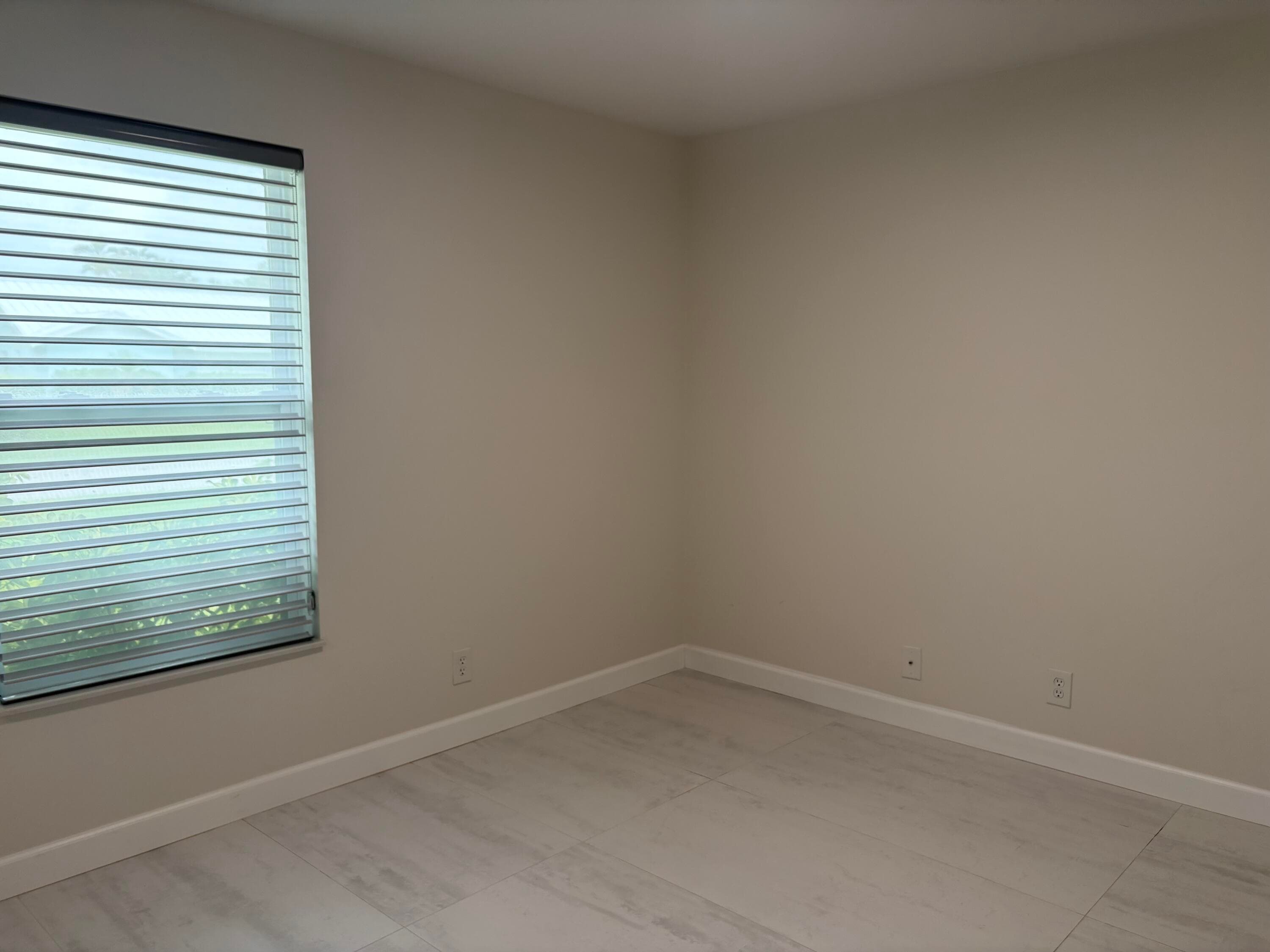 330 Sandalwood Lane, Boca Raton, FL 33487 — photo 20 of 23