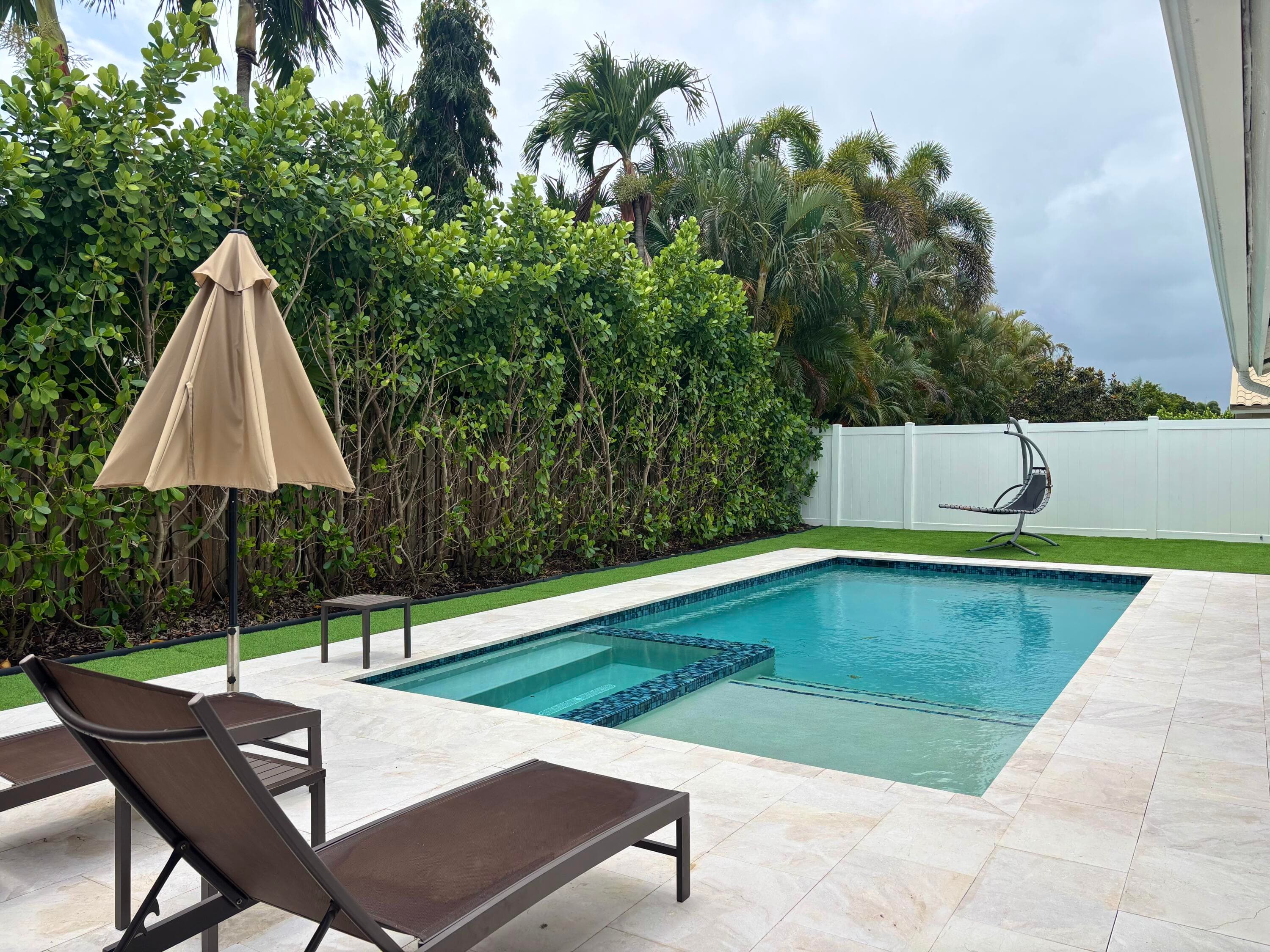 330 Sandalwood Lane, Boca Raton, FL 33487 — photo 1 of 23