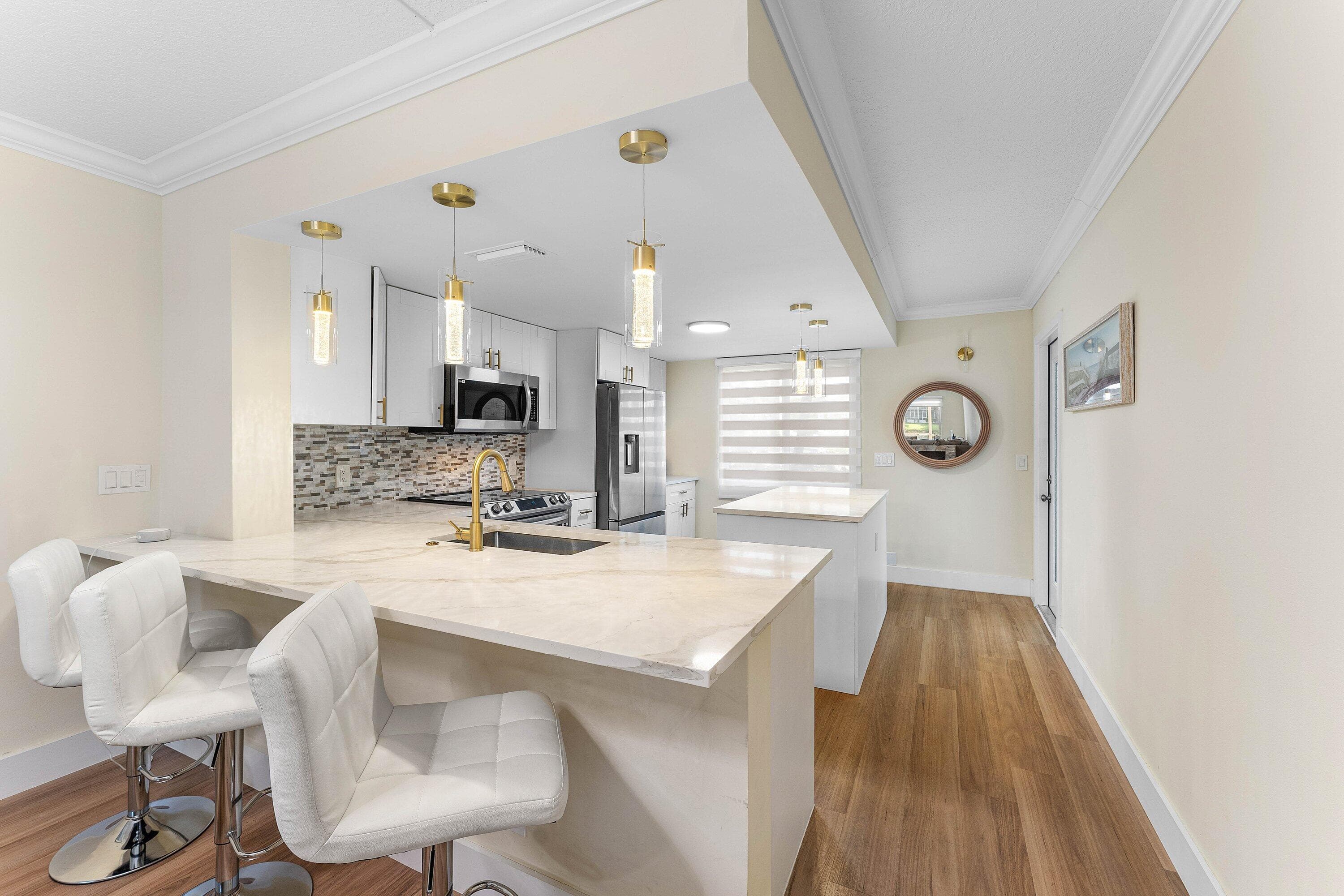 1019 Guildford B, Boca Raton, FL 33434 — photo 1 of 38