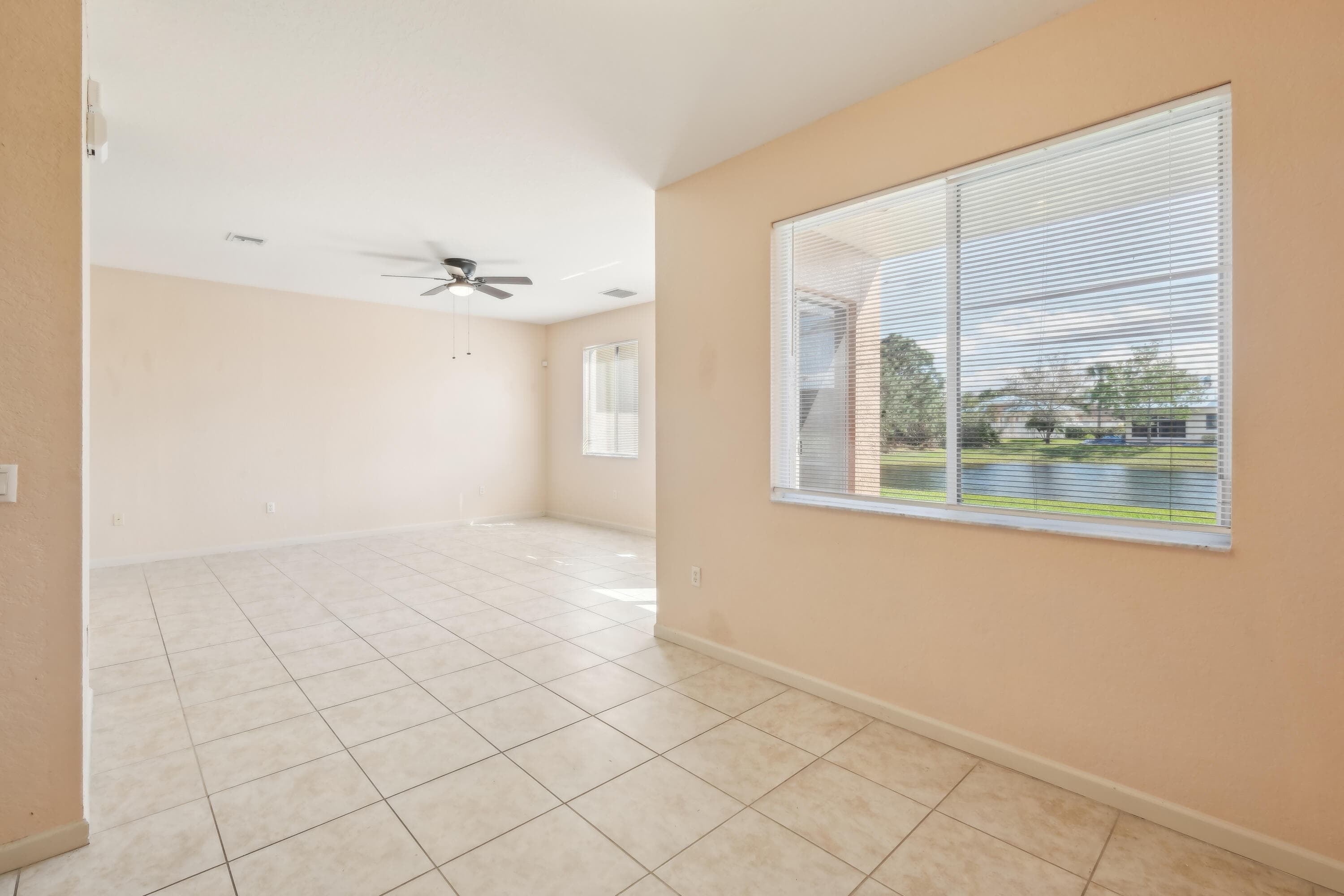 2584 SW Stockbridge Sq Square SW, Vero Beach, FL 32962 — photo 19 of 59