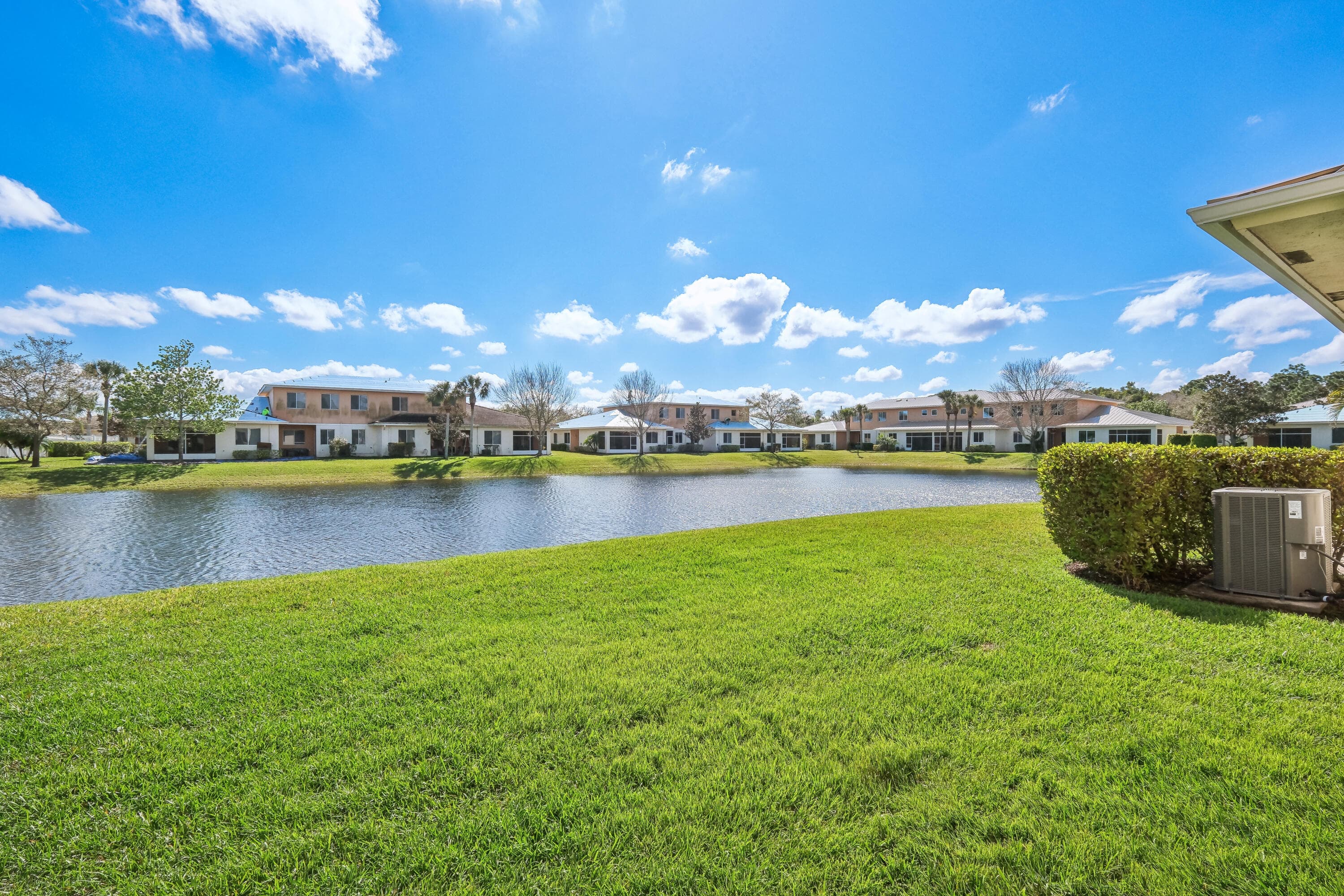 2584 SW Stockbridge Sq Square SW, Vero Beach, FL 32962 — photo 11 of 59
