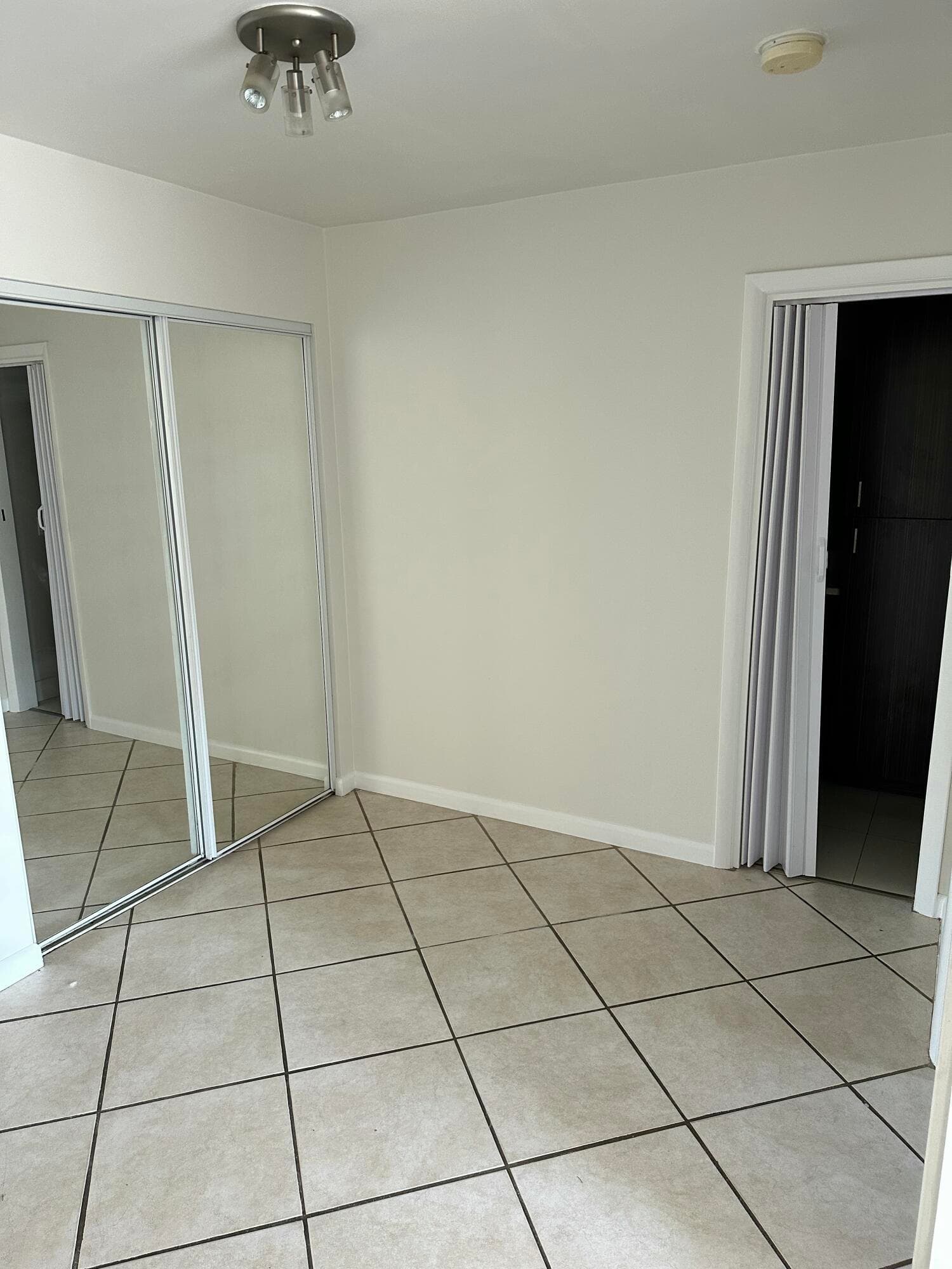 1480 E Sample Road 207, Pompano Beach, FL 33064 — photo 6 of 14