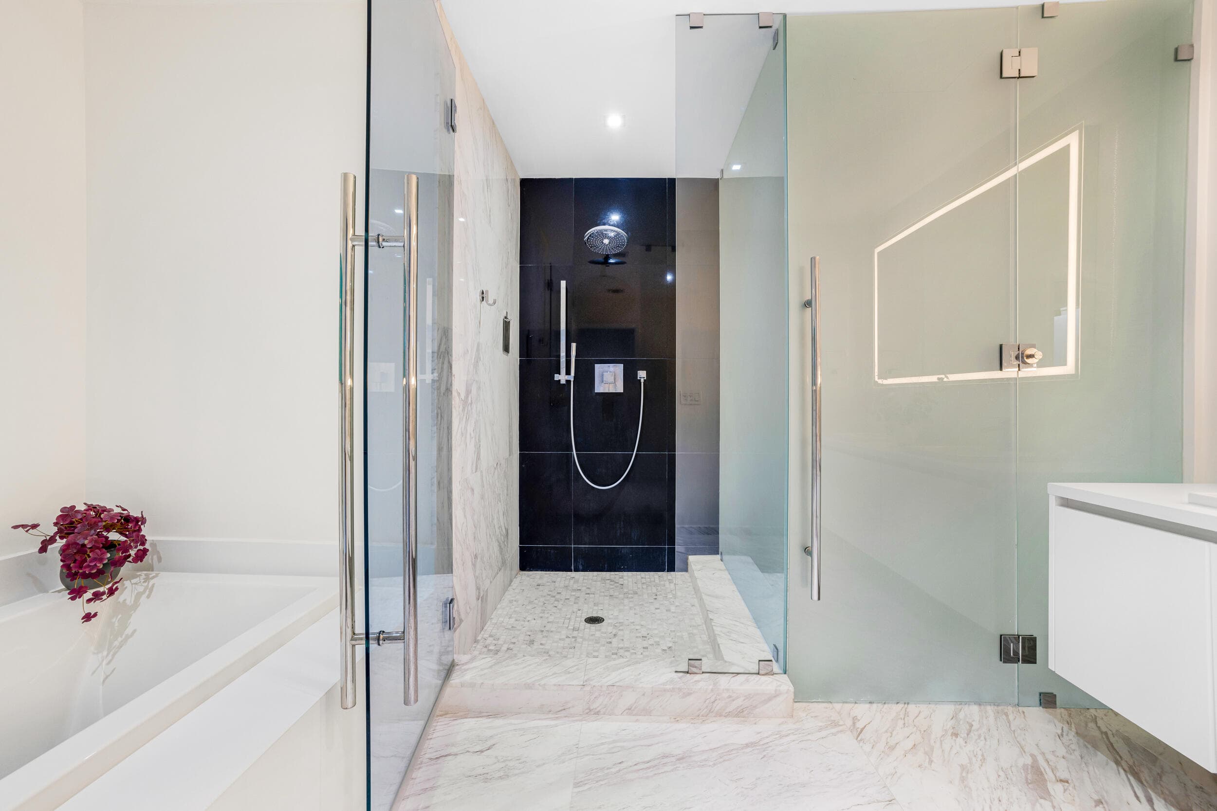 701 N Fort Lauderdale Beach Boulevard 406, Fort Lauderdale, FL 33304 — photo 17 of 50