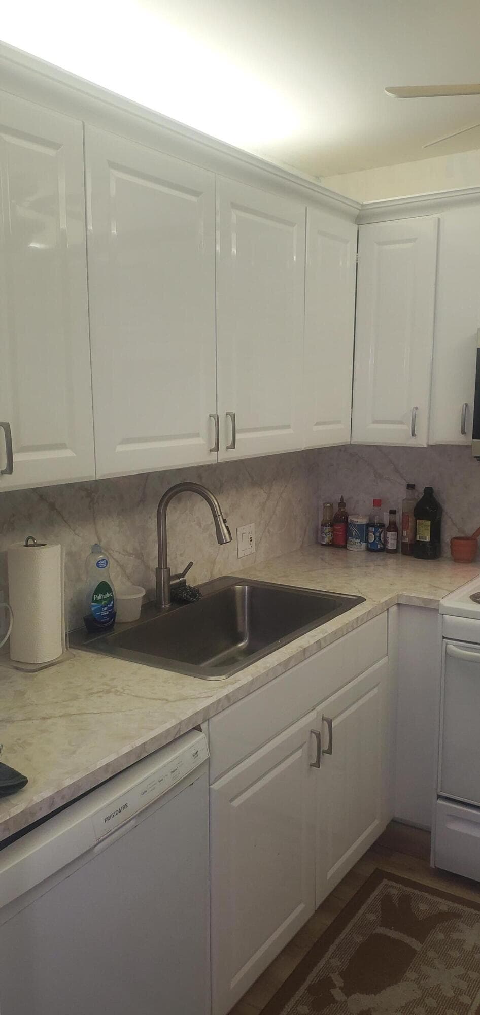 390 Fanshaw J, Boca Raton, FL 33434 — photo 3 of 24