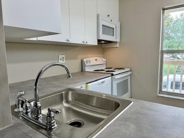 6020 NW 64th Avenue 207, Tamarac, FL 33319 — photo 2 of 20