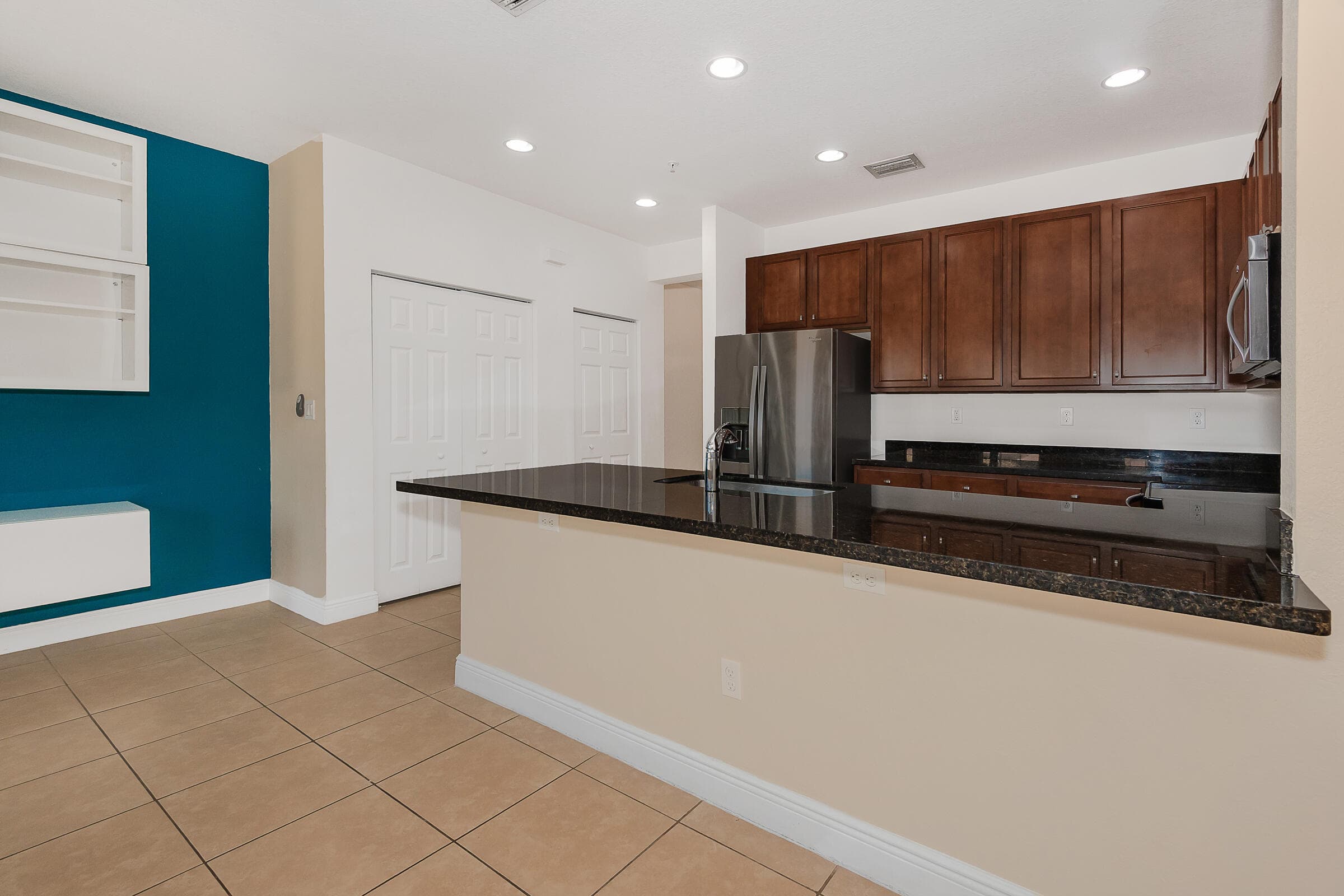 932 SW 147th Avenue 2905, Pembroke Pines, FL 33027 — photo 6 of 34
