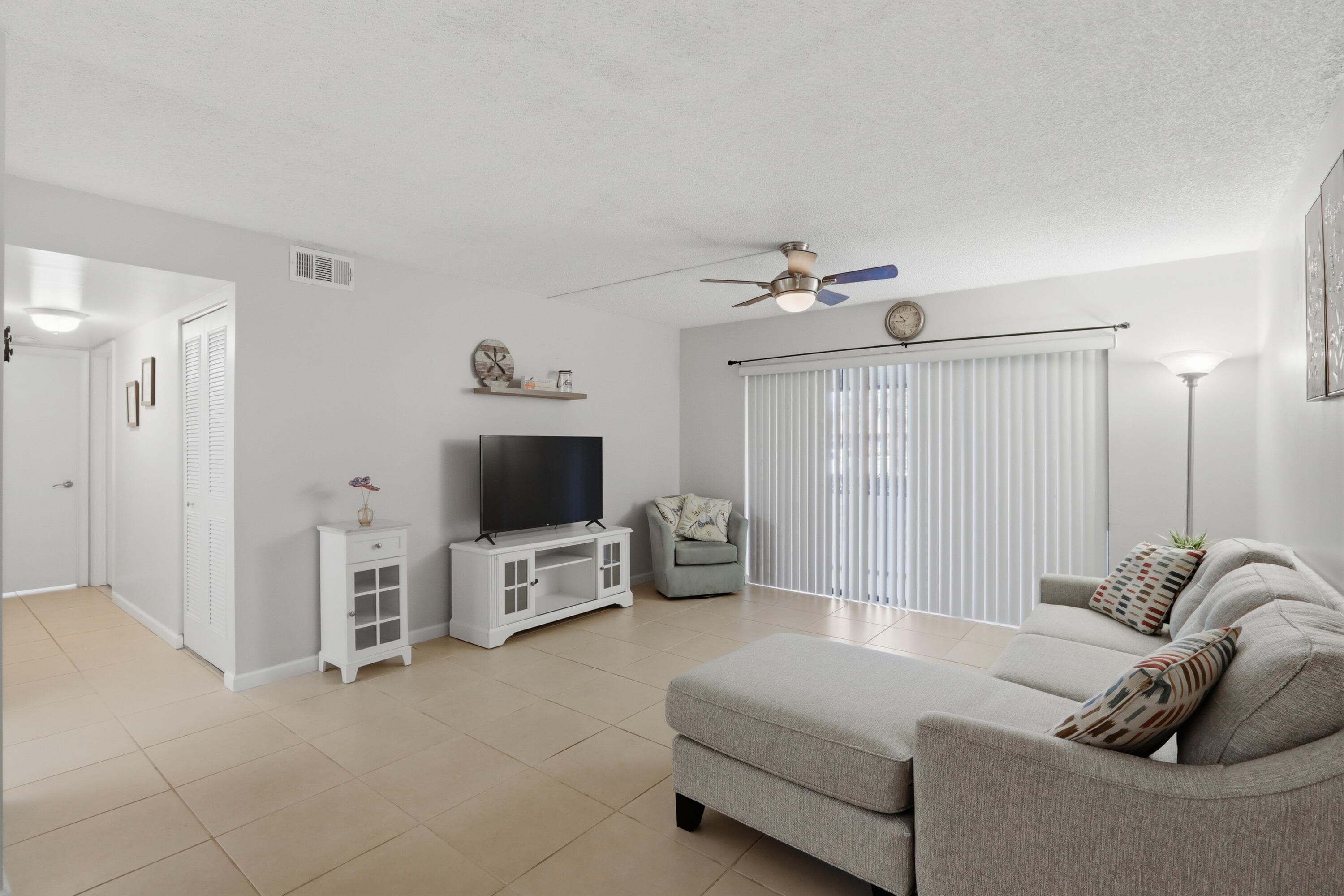 627 Sea Pine Way D1, Greenacres, FL 33415 — photo 6 of 43