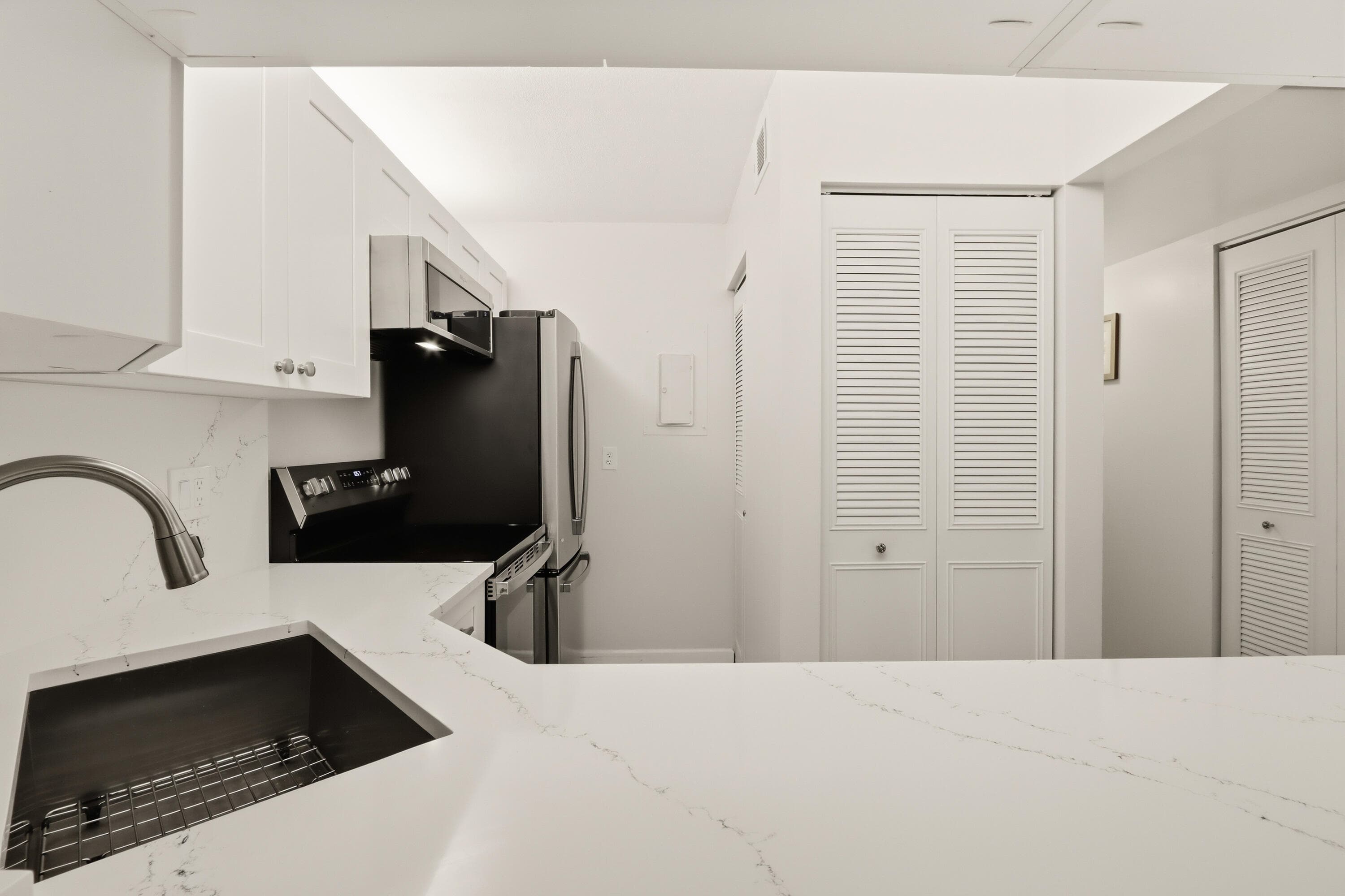 627 Sea Pine Way D1, Greenacres, FL 33415 — photo 14 of 43