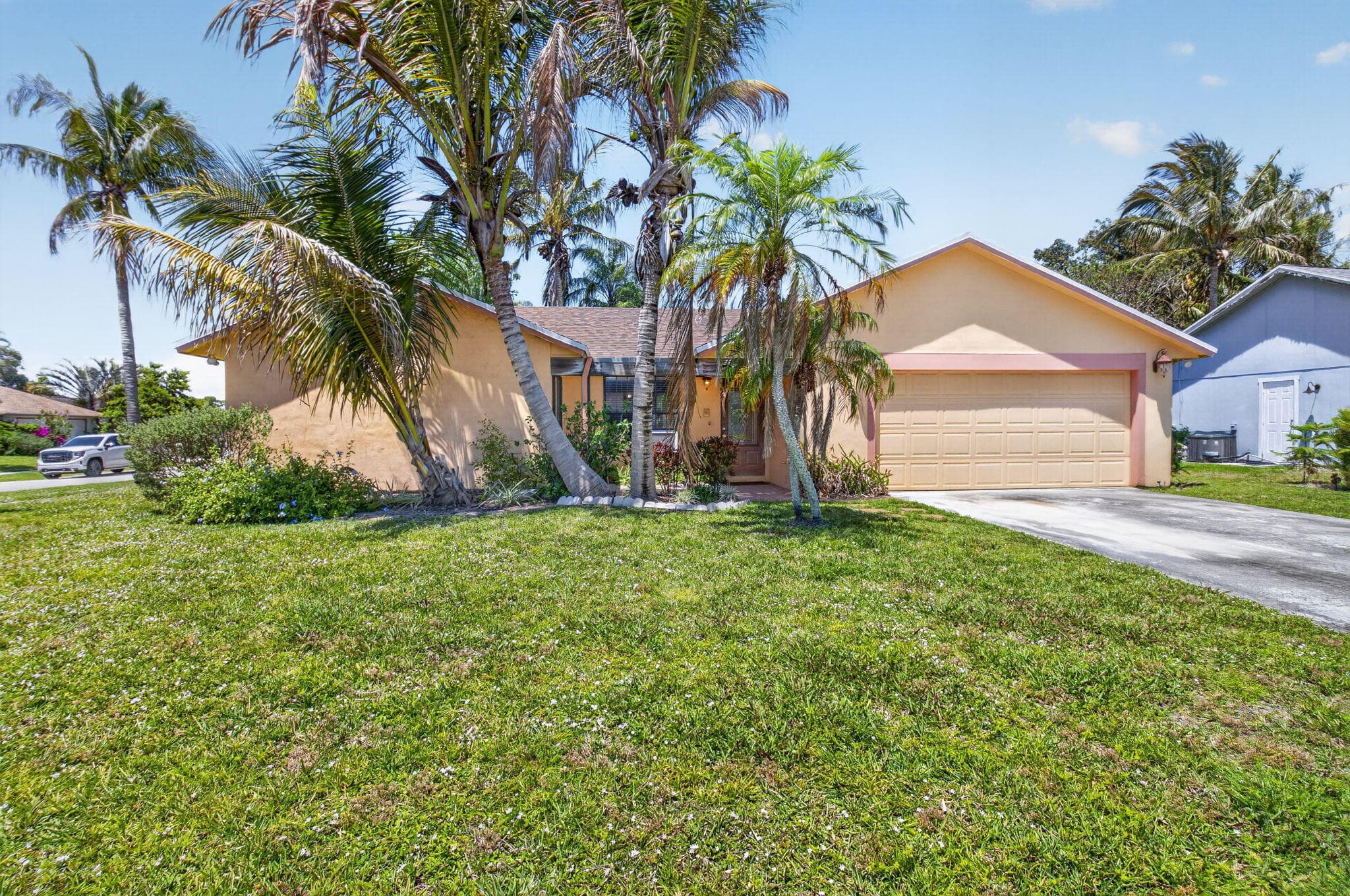 9389 Longmeadow Circle, Boynton Beach, FL 33436 — photo 2 of 35