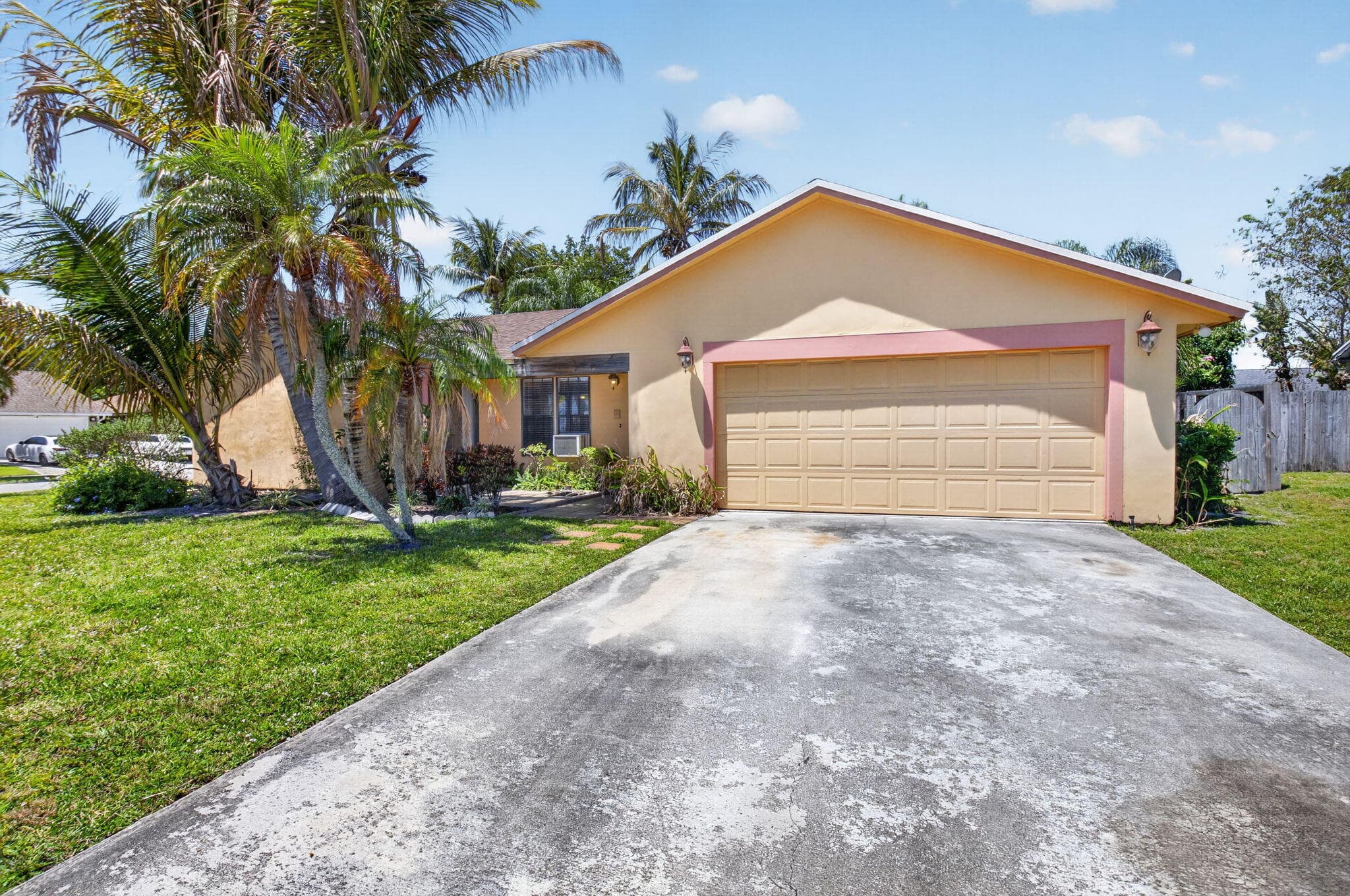 9389 Longmeadow Circle, Boynton Beach, FL 33436 — photo 4 of 35
