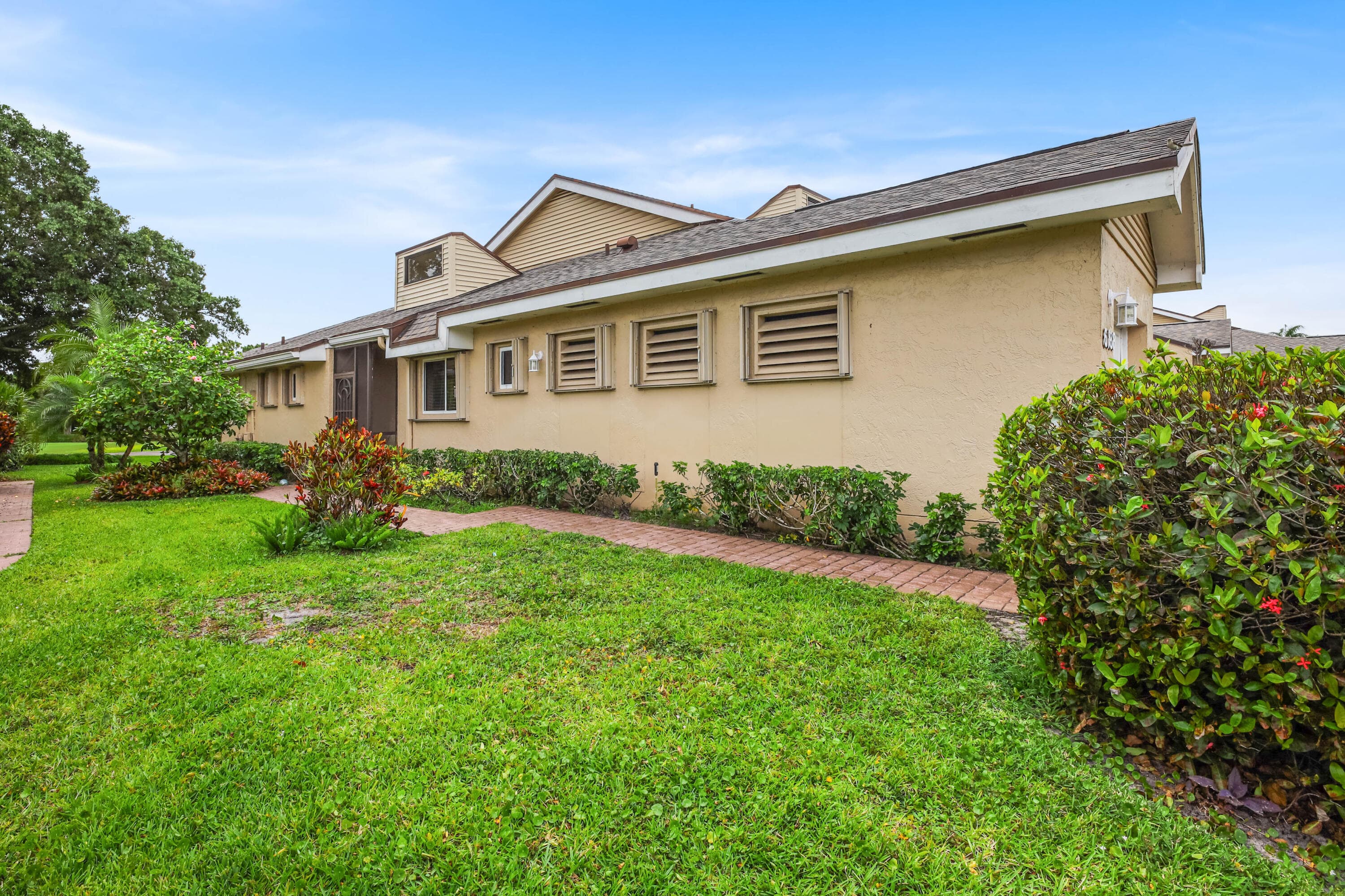6888 Fountains Circle, Lake Worth, FL 33467 — photo 34 of 46