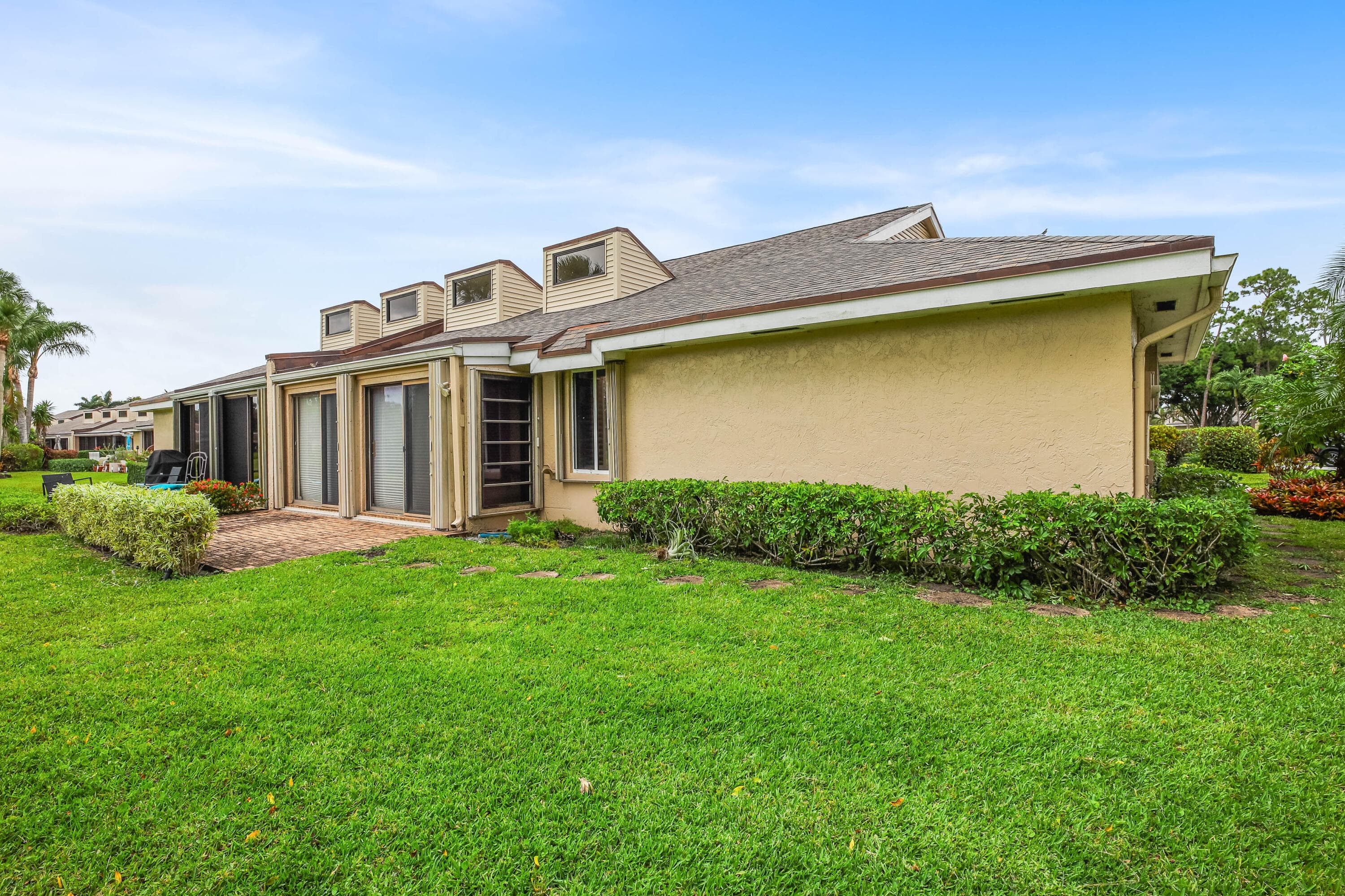 6888 Fountains Circle, Lake Worth, FL 33467 — photo 37 of 46