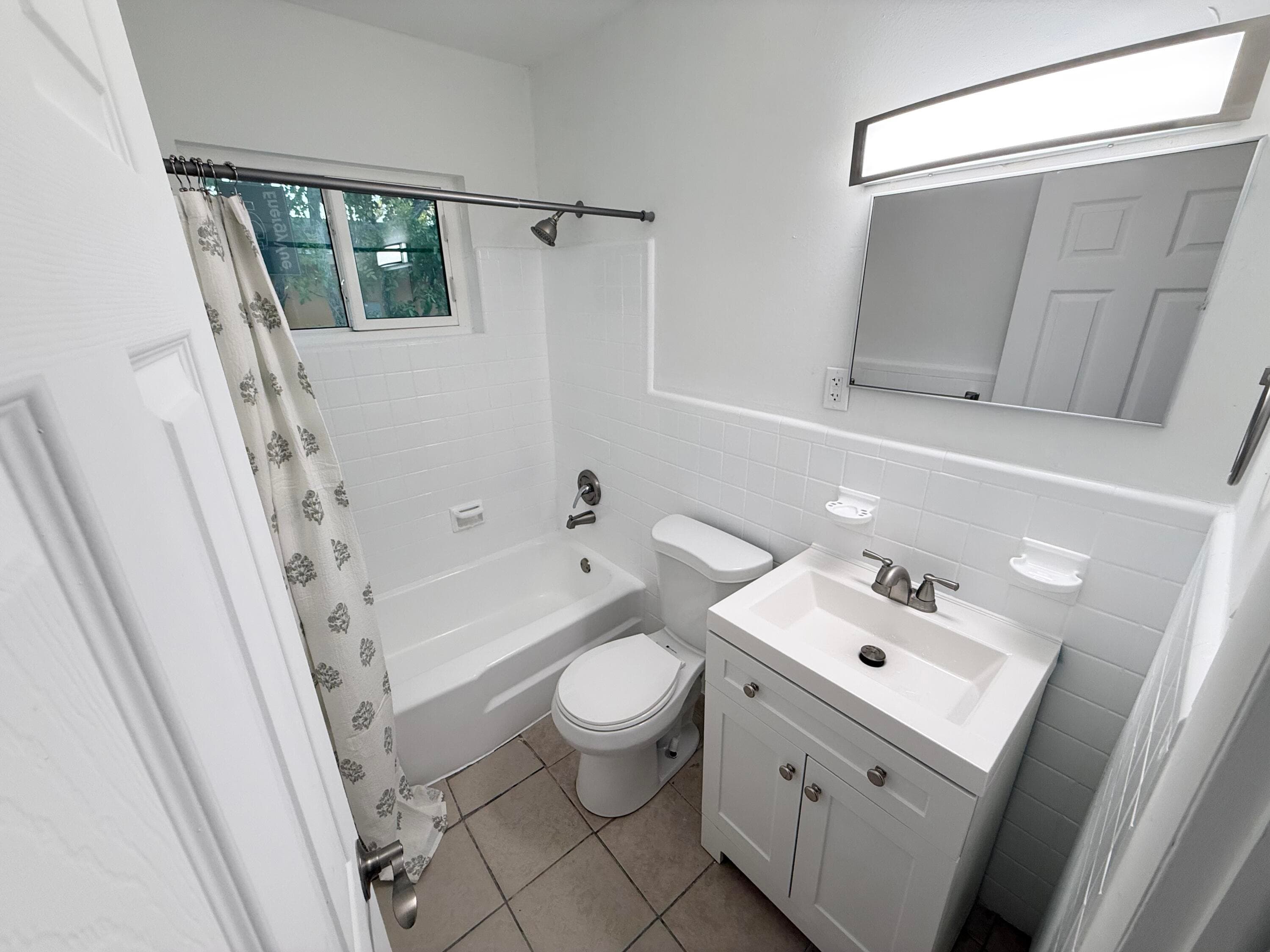 912 SE Tarpon Avenue, Stuart, FL 34994 — photo 16 of 31