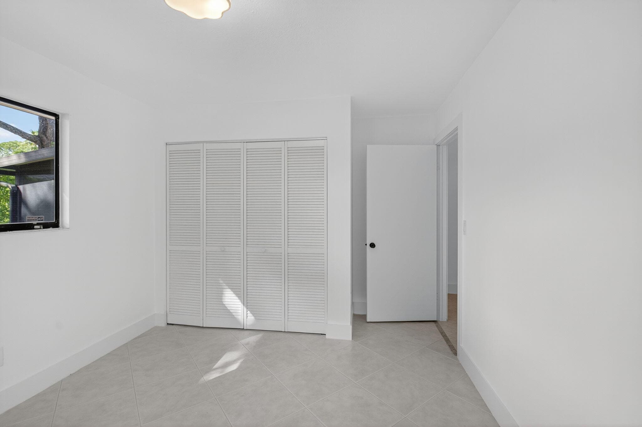 29 Fawlkland Circle, Boynton Beach, FL 33426 — photo 18 of 24