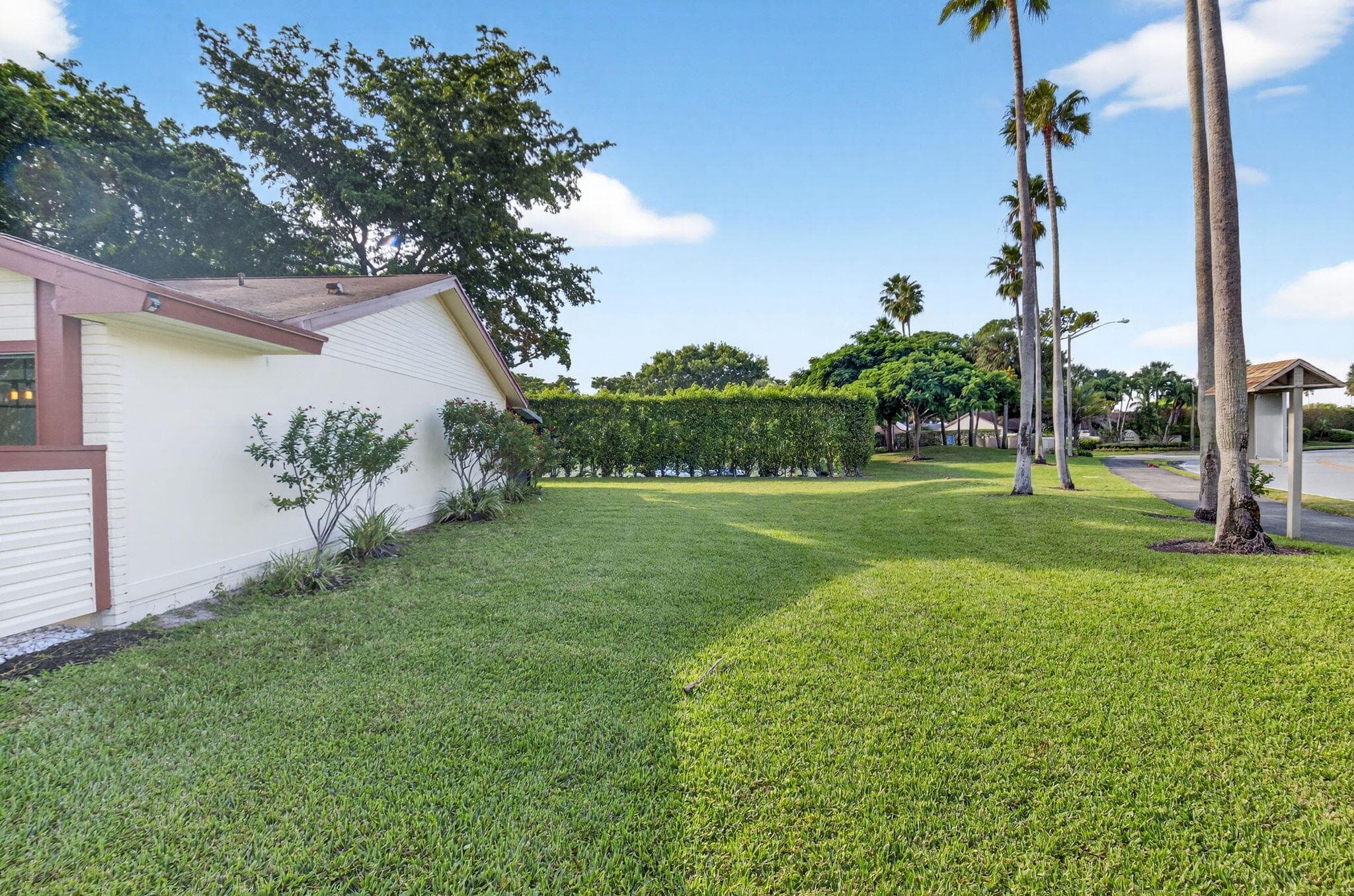 29 Fawlkland Circle, Boynton Beach, FL 33426 — photo 22 of 24