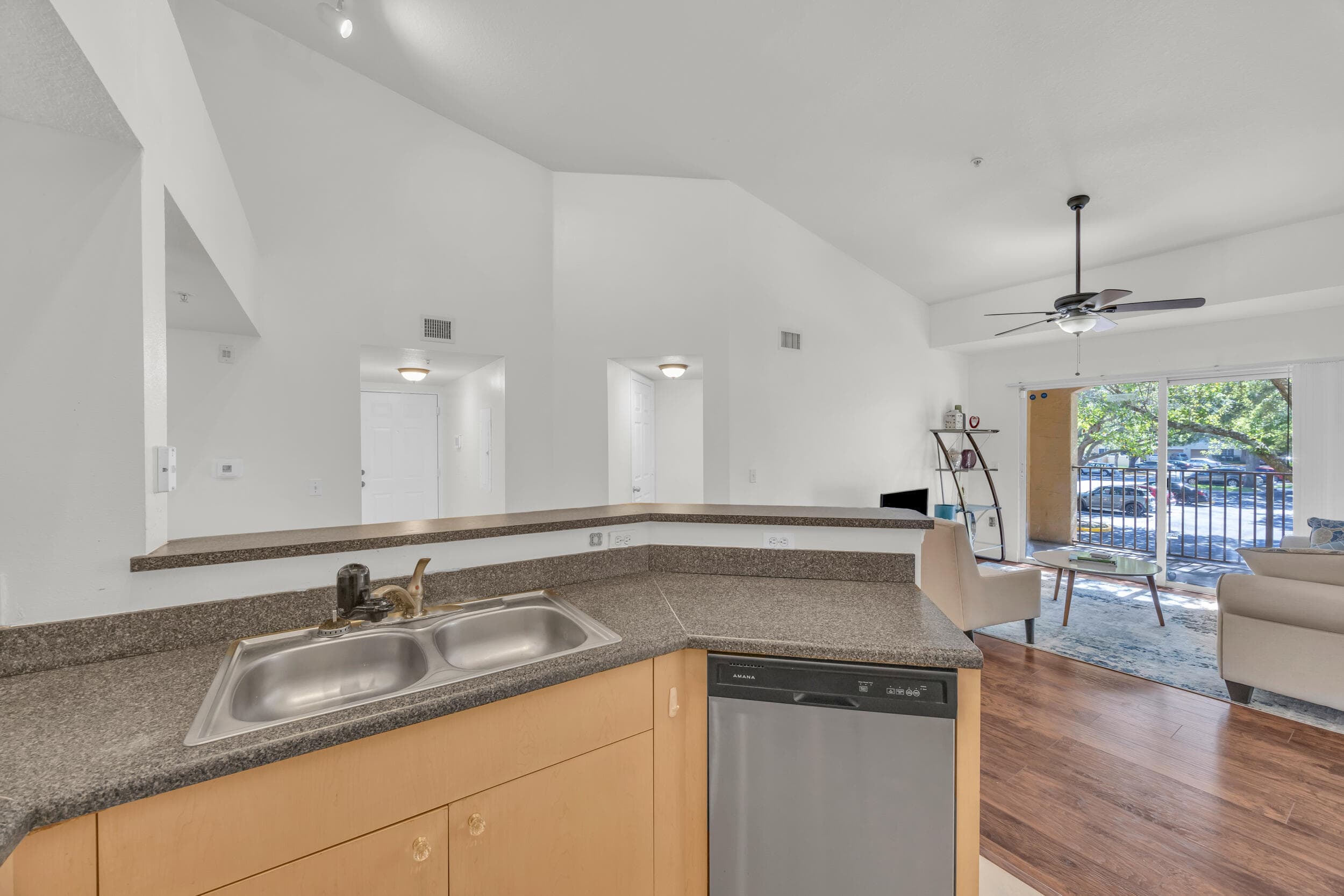 4241 San Marino Boulevard 207, West Palm Beach, FL 33409 — photo 18 of 29