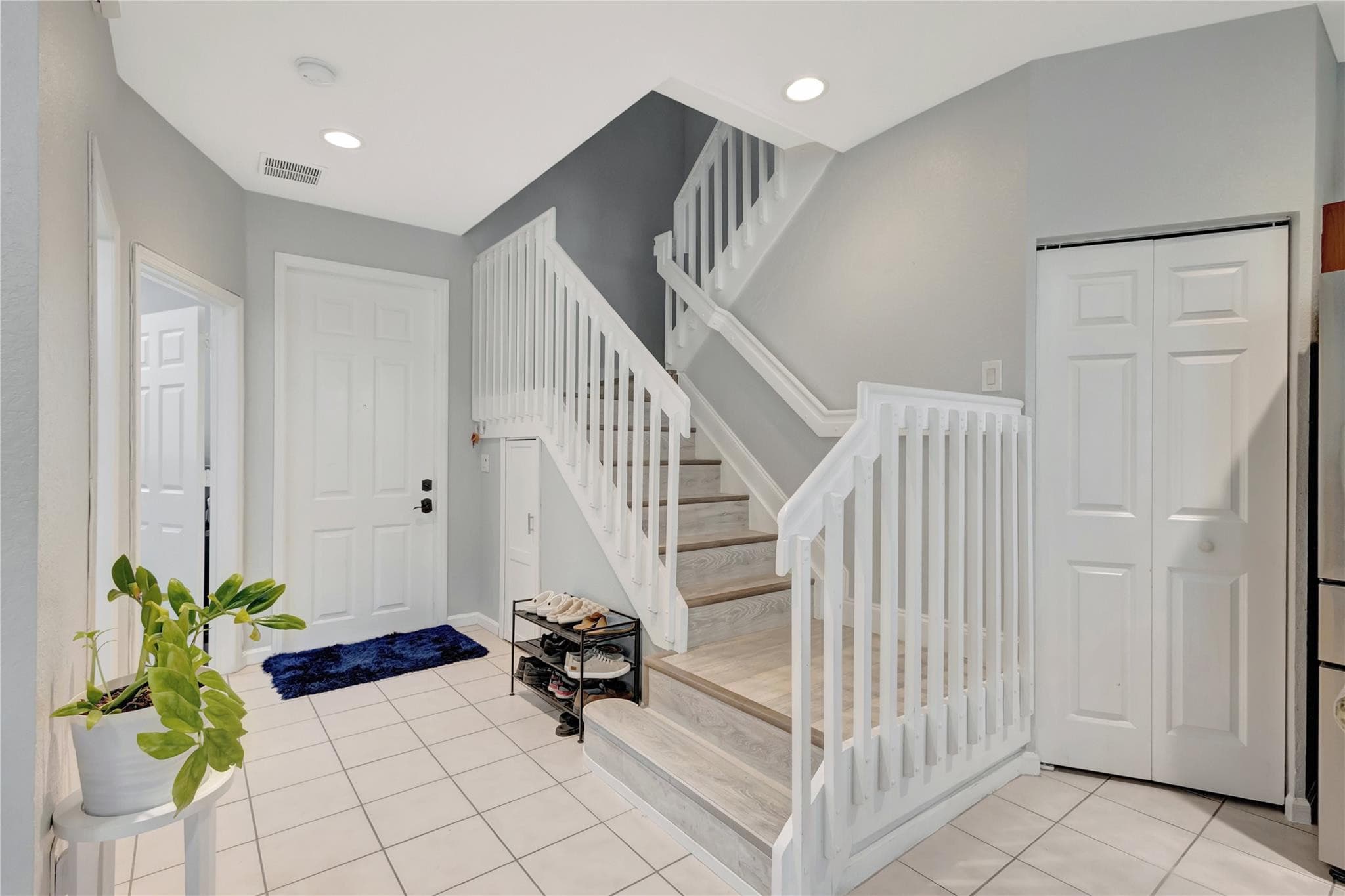 2037 Nassau Drive 2037, Riviera Beach, FL 33404 — photo 5 of 44