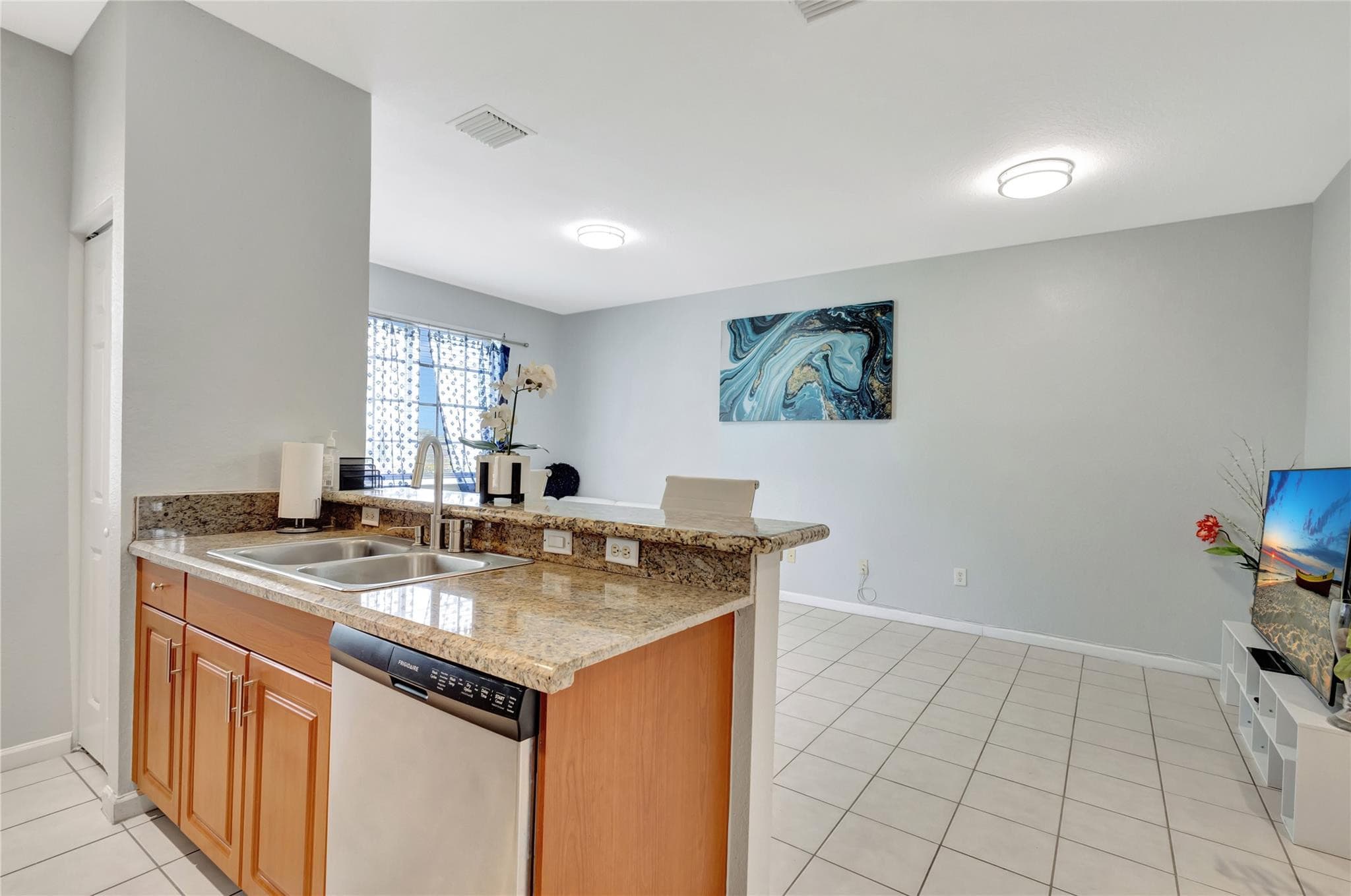 2037 Nassau Drive 2037, Riviera Beach, FL 33404 — photo 14 of 44