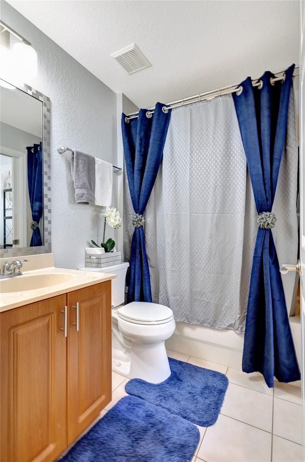 2037 Nassau Drive 2037, Riviera Beach, FL 33404 — photo 19 of 44