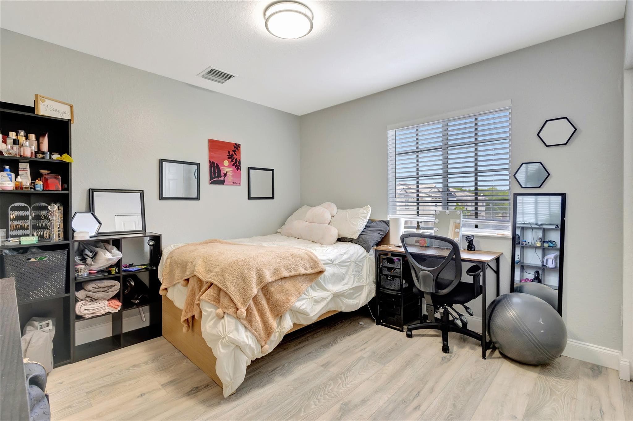 2037 Nassau Drive 2037, Riviera Beach, FL 33404 — photo 20 of 44