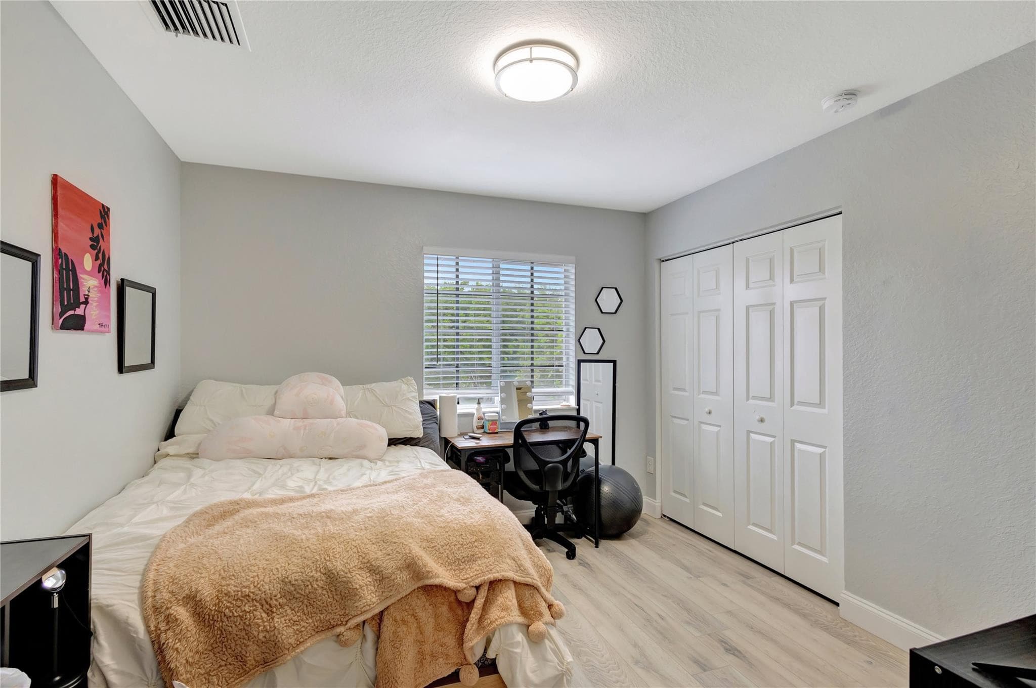 2037 Nassau Drive 2037, Riviera Beach, FL 33404 — photo 24 of 44