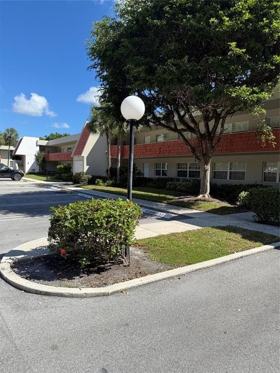 802 Cypress Boulevard 101b, Pompano Beach, FL 33069 — photo 2 of 34
