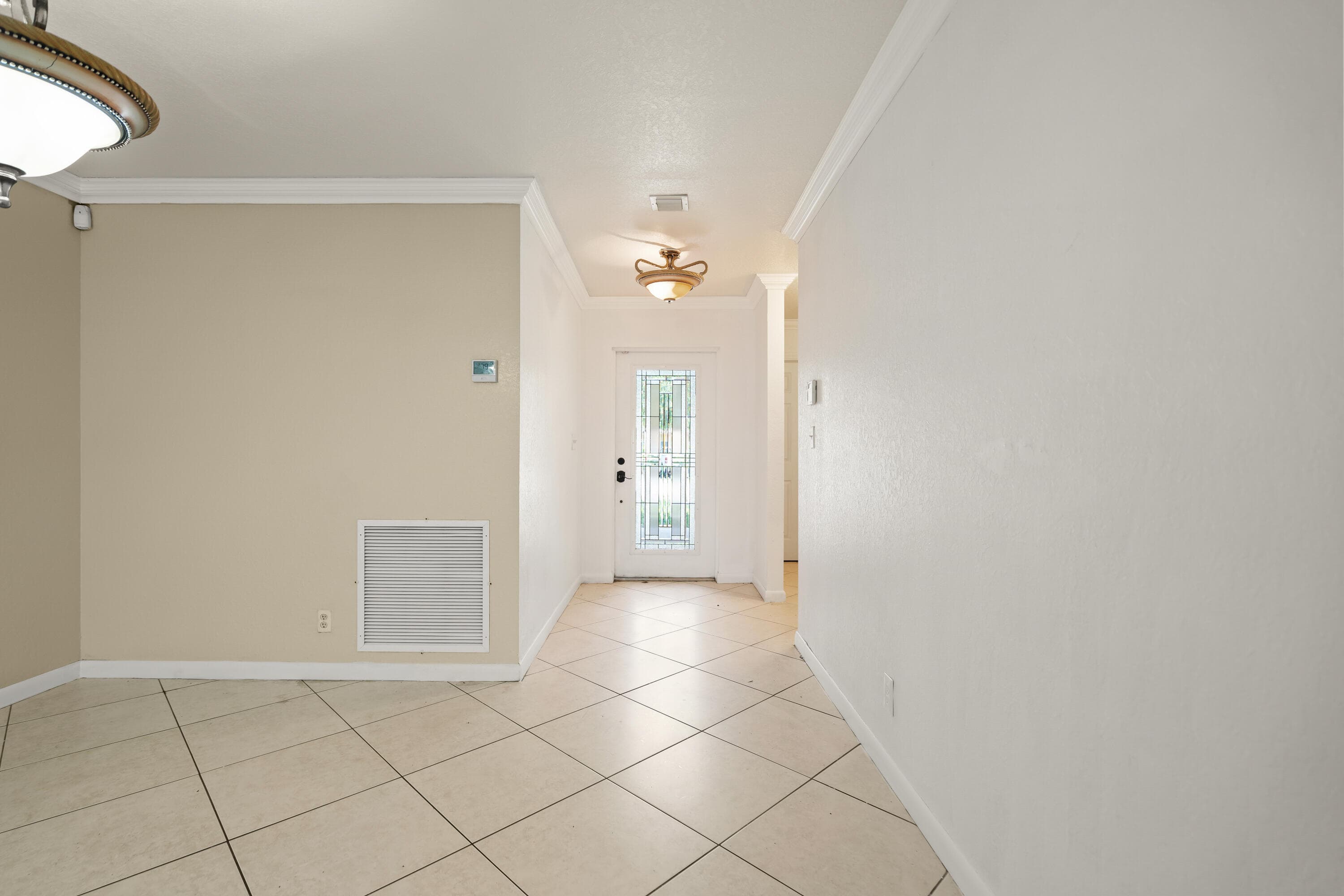 2241 NW 3rd Street, Pompano Beach, FL 33069 — photo 5 of 27