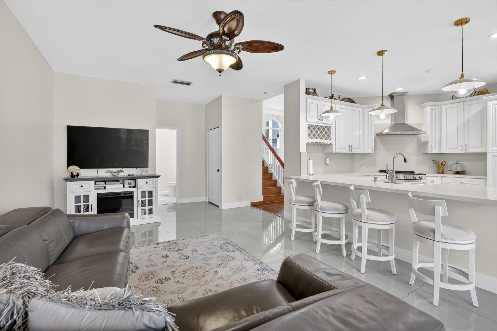 711 Heritage Way, Weston, FL 33326 — photo 5 of 52