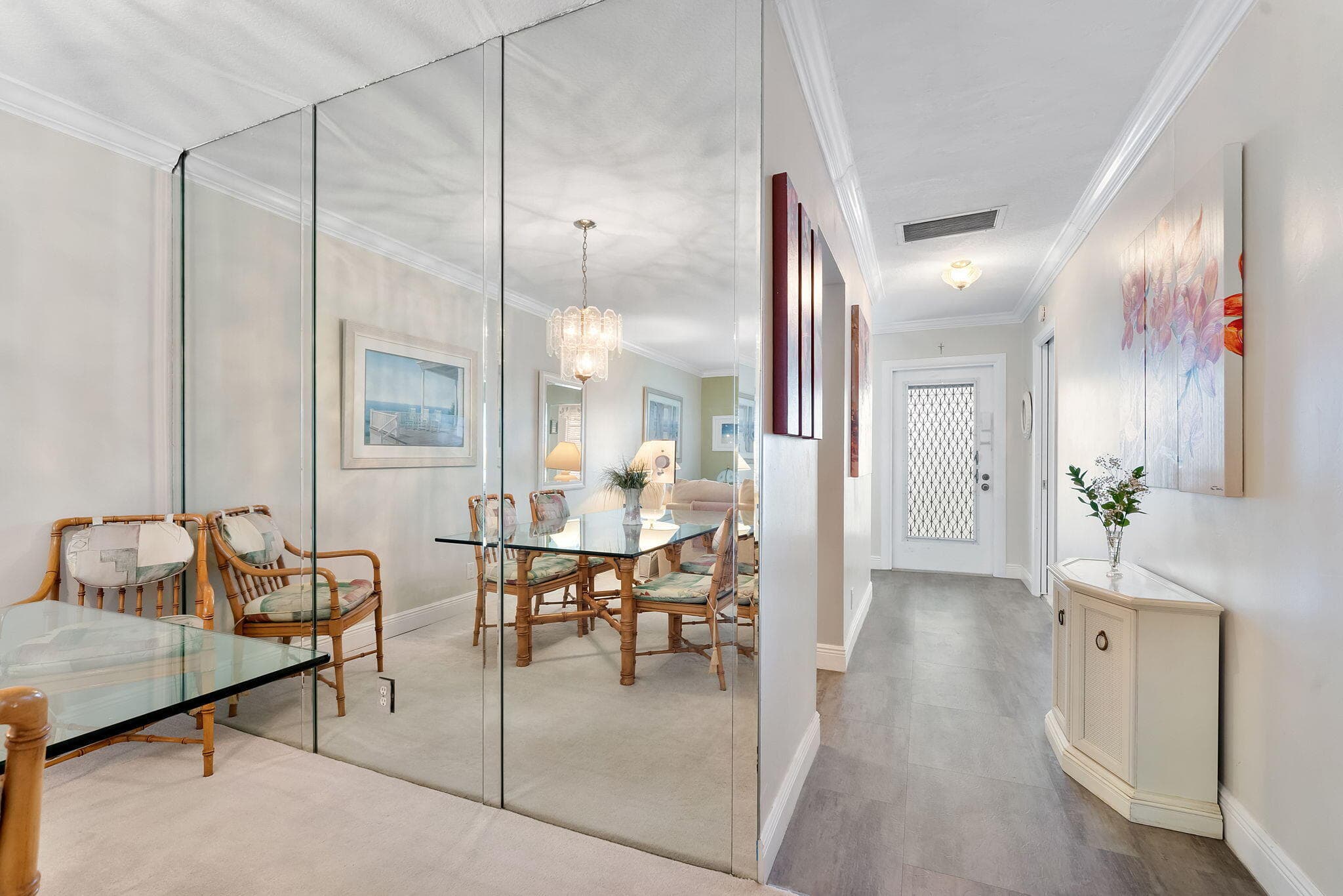 2401 Del-aire Boulevard E 201, Delray Beach, FL 33445 — photo 13 of 32