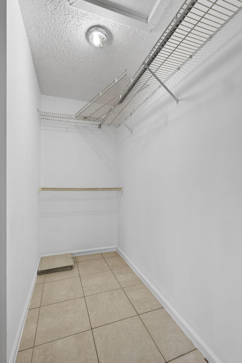 4661 Perth Road 4661, West Palm Beach, FL 33415 — photo 26 of 33