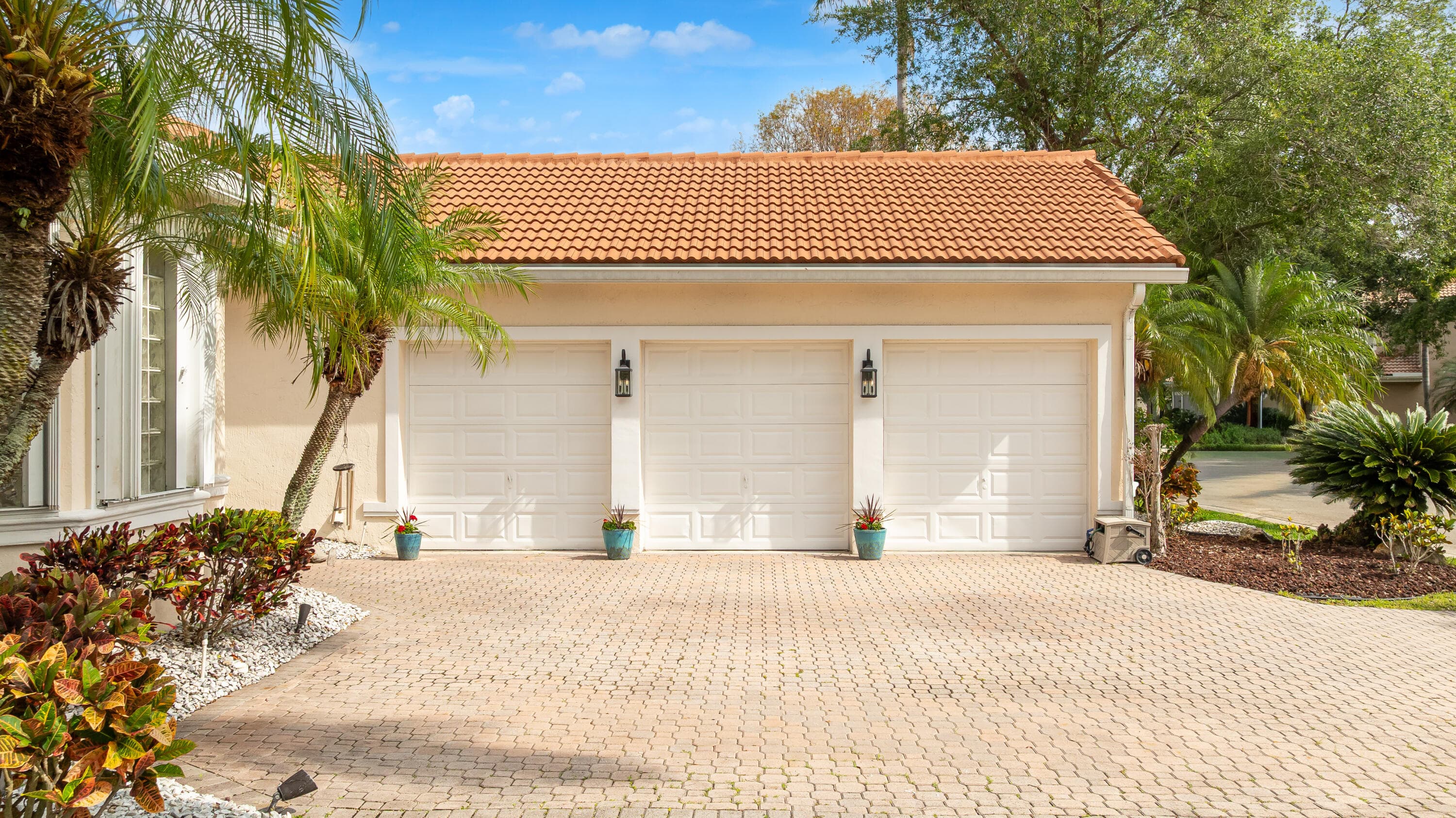 6246 NW 125th Avenue, Coral Springs, FL 33076 — photo 3 of 64