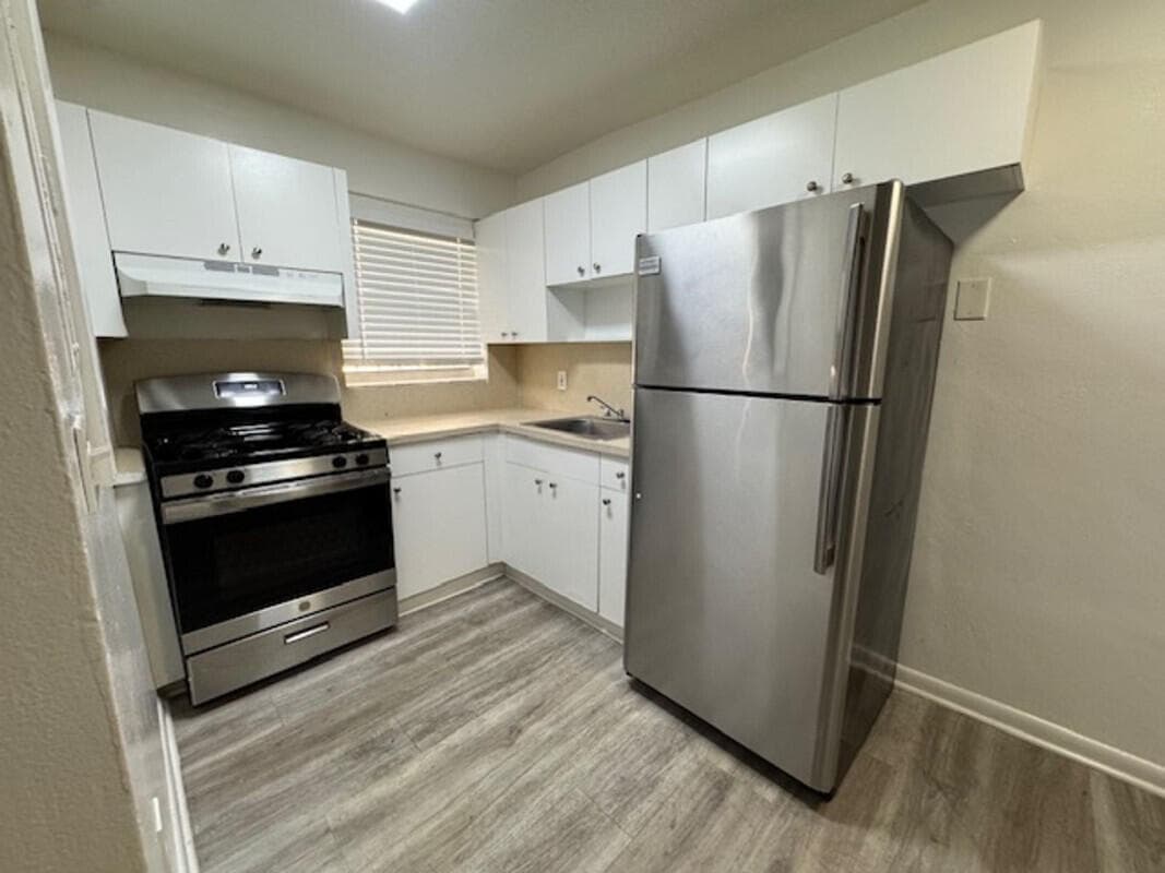 2031 NE 139th Street 40, North Miami Beach, FL 33181 — photo 3 of 4