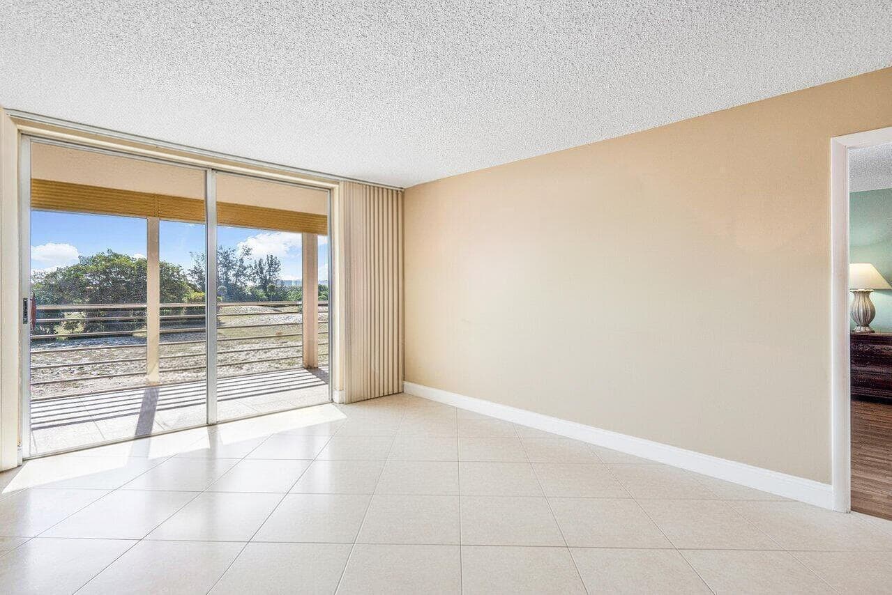 6200 NW 2nd Avenue 415, Boca Raton, FL 33487 — photo 12 of 30